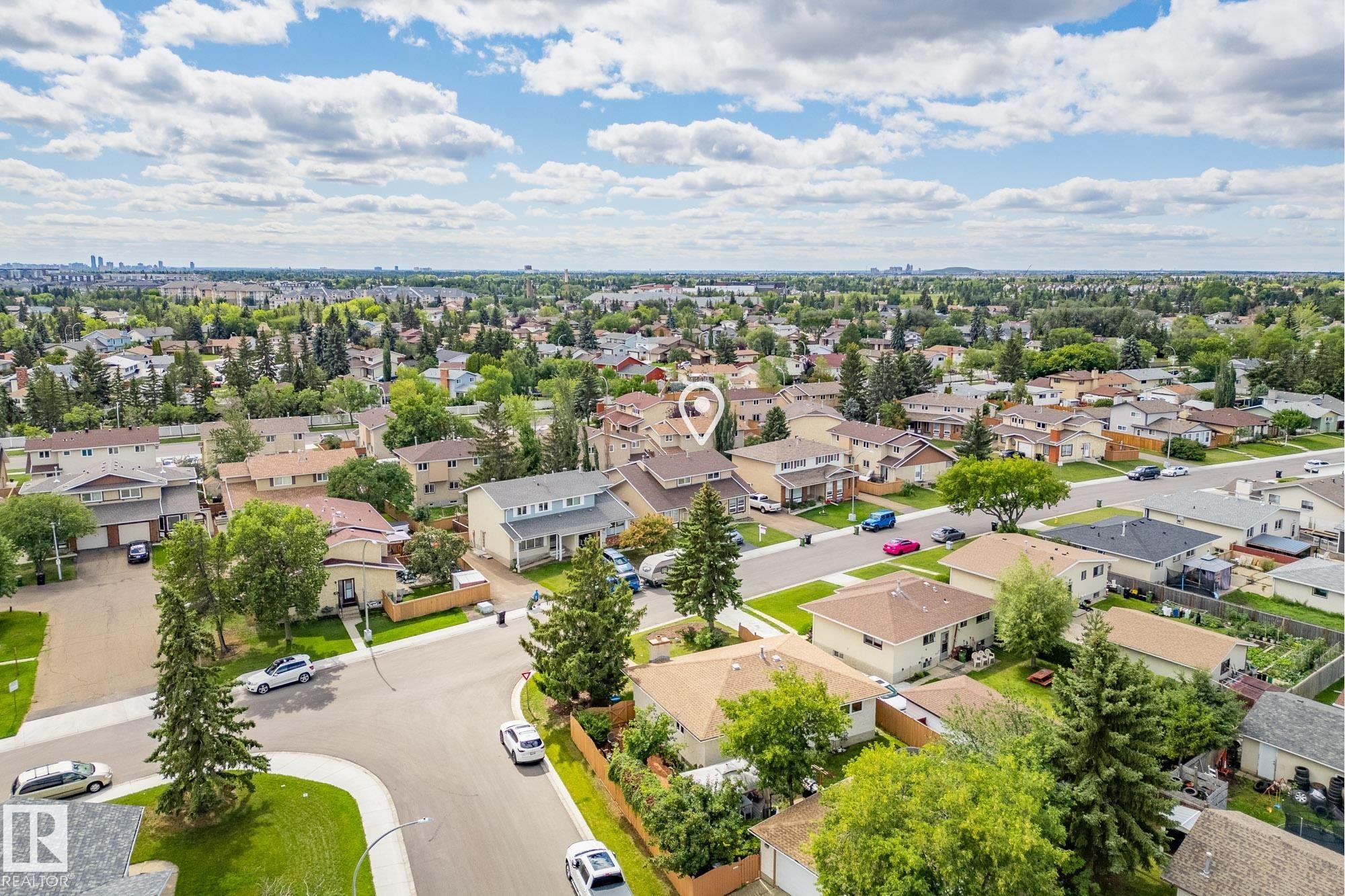 11005 162A Avenue, Edmonton, AB - Outdoor With View