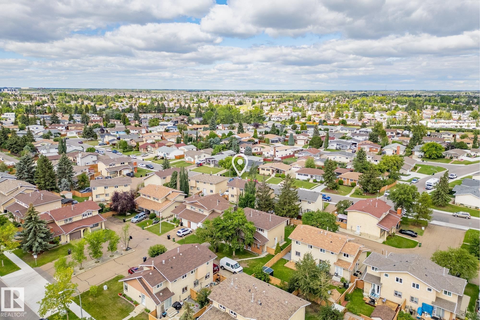 11005 162A Avenue, Edmonton, AB - Outdoor With View