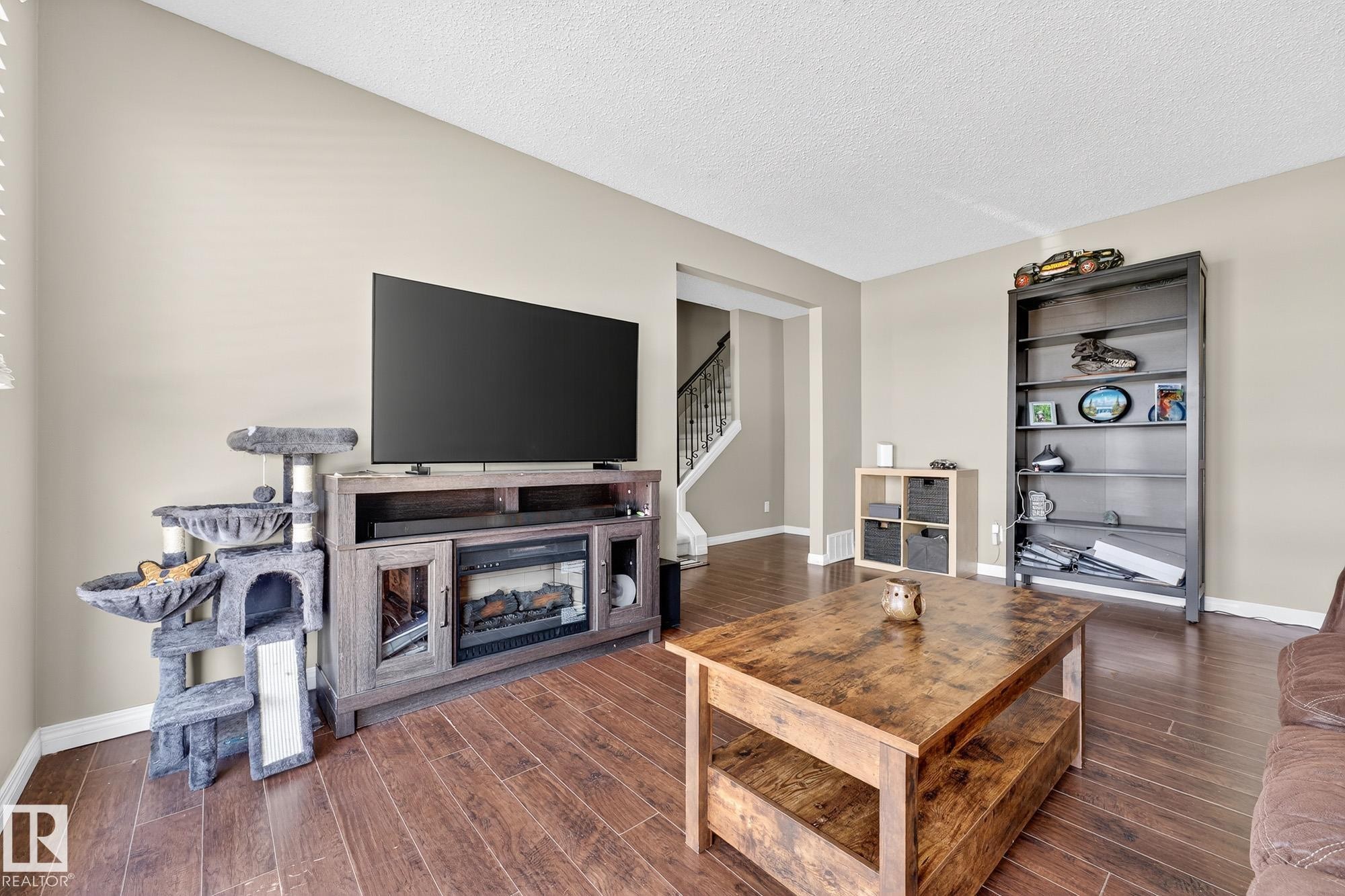 11005 162A Avenue, Edmonton, AB - Indoor Photo Showing Living Room With Fireplace
