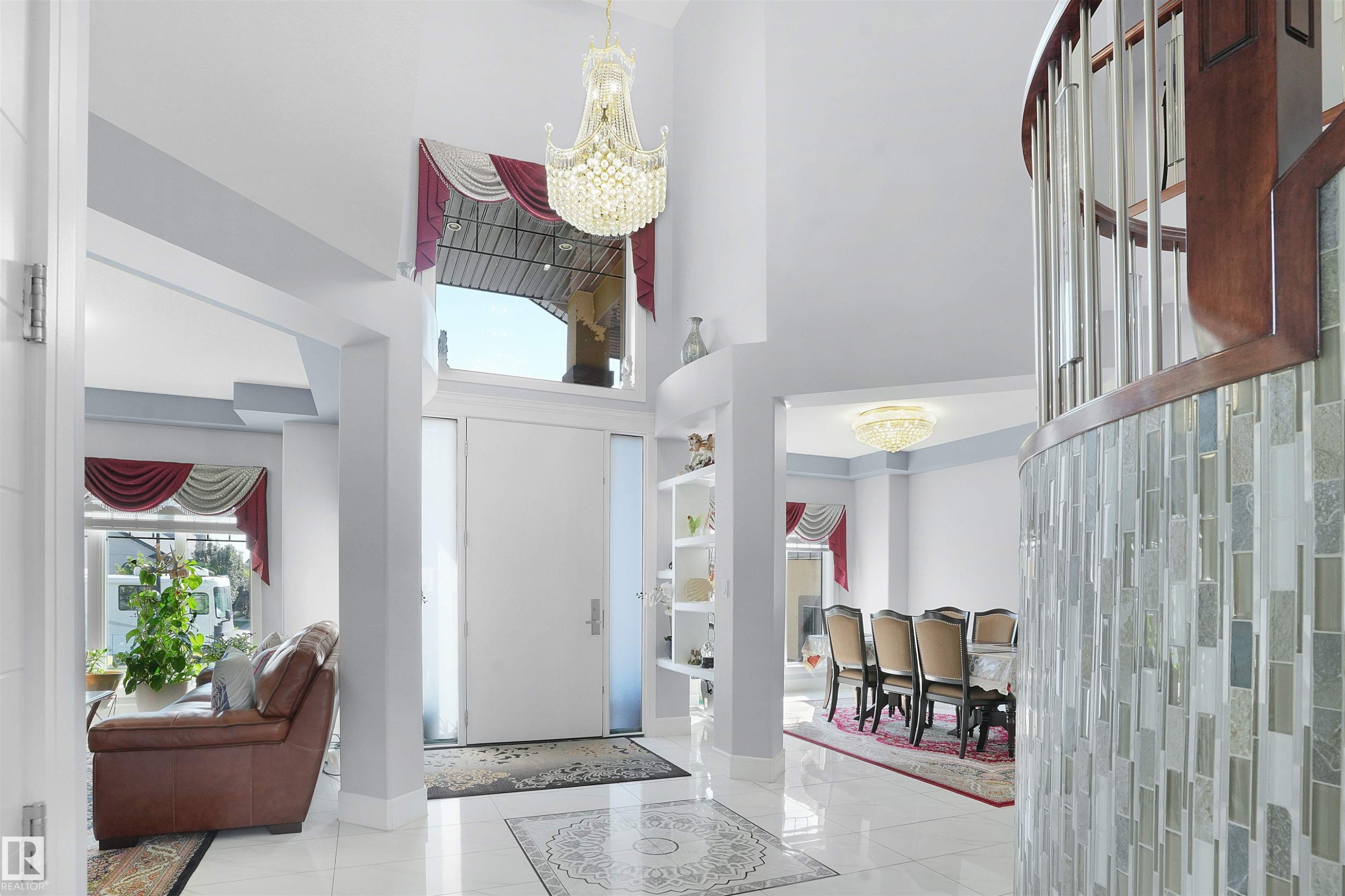 16608 9 Street, Edmonton, AB - Indoor Photo Showing Other Room