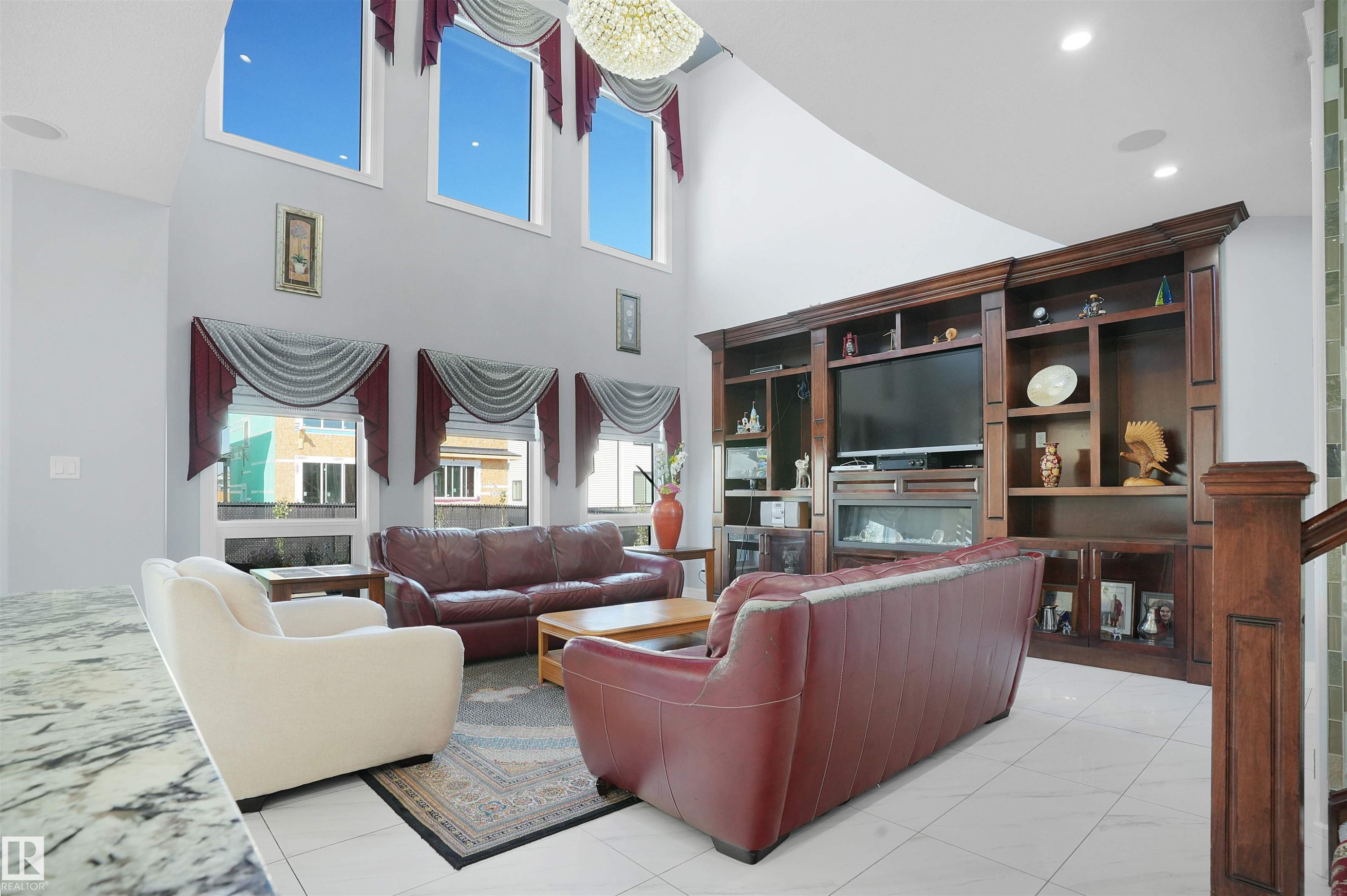 16608 9 Street, Edmonton, AB - Indoor