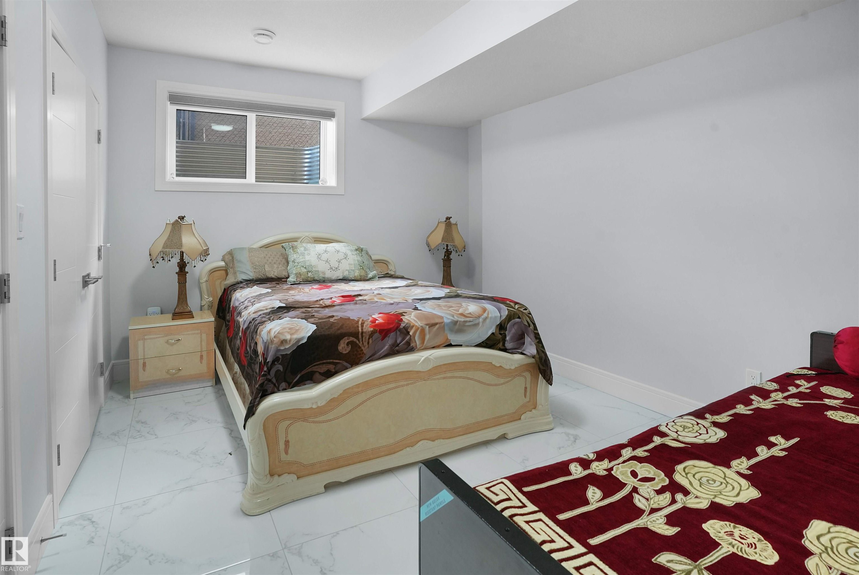 16608 9 Street, Edmonton, AB - Indoor Photo Showing Bedroom