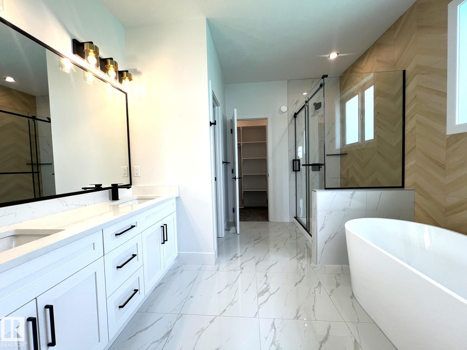 77 Mockingbird Crescent, Fort Saskatchewan, AB - Indoor Photo Showing Bathroom