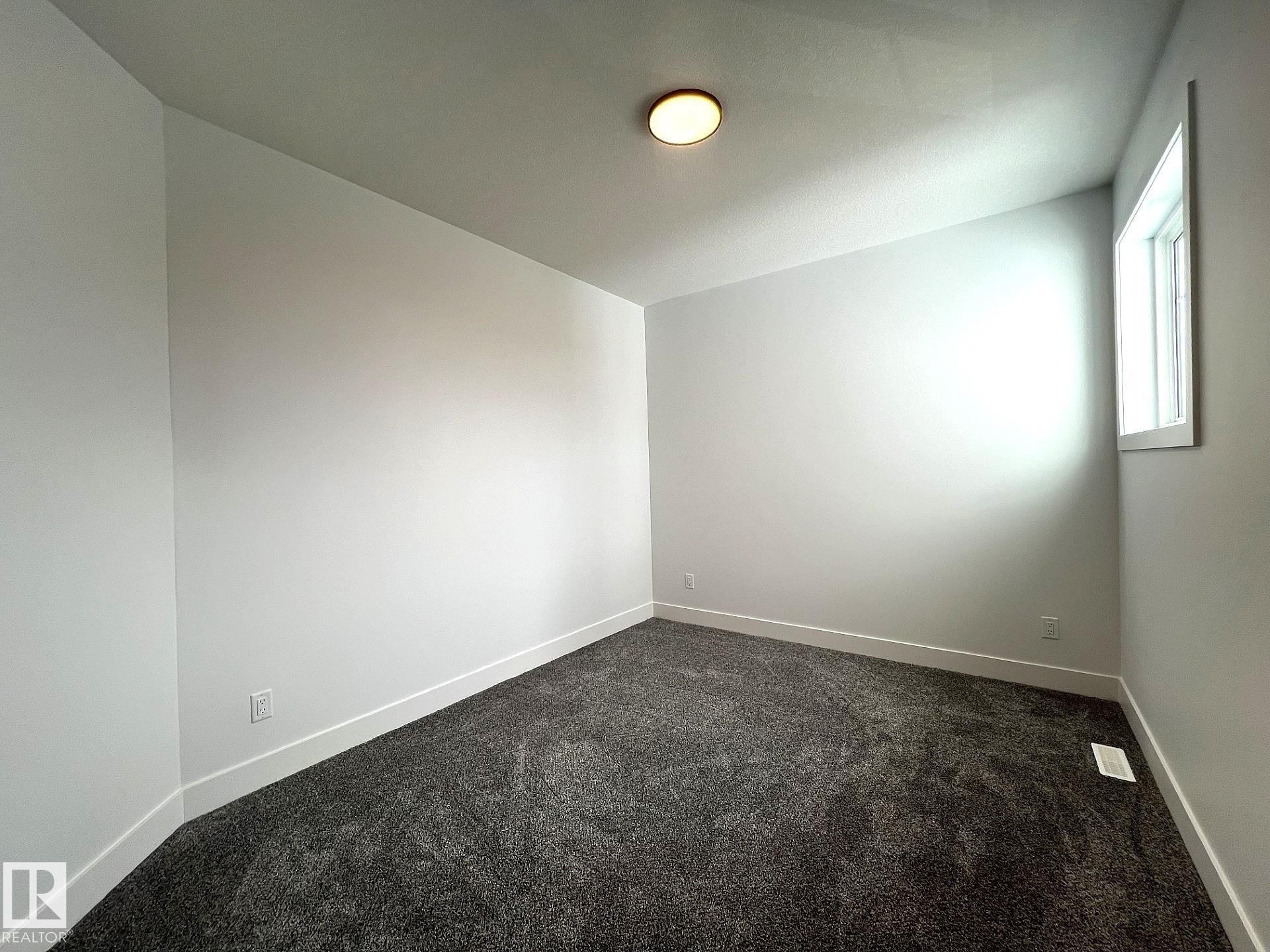 77 Mockingbird Crescent, Fort Saskatchewan, AB - Indoor Photo Showing Other Room