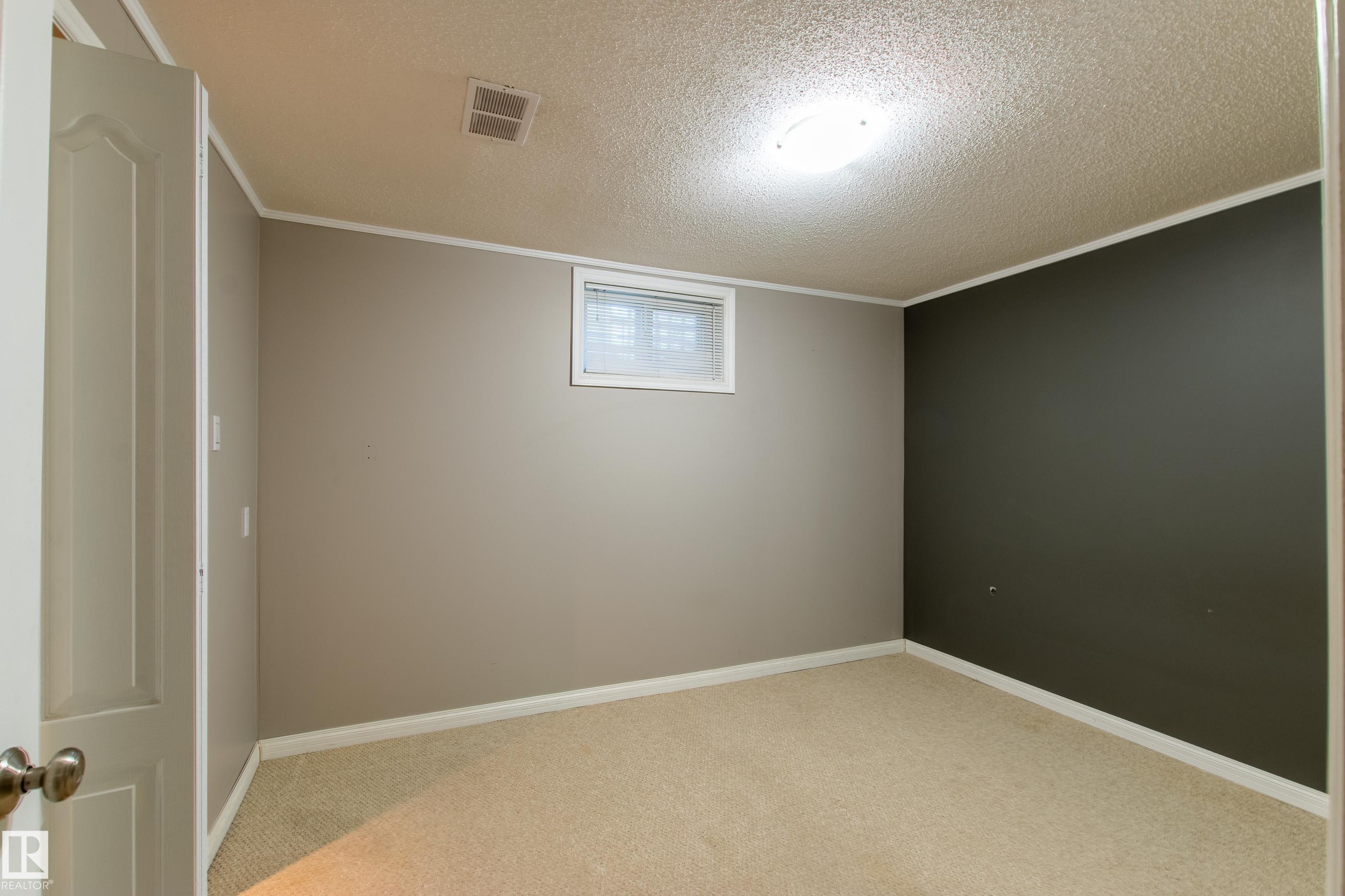 8916 148 Street, Edmonton, AB - Indoor Photo Showing Other Room