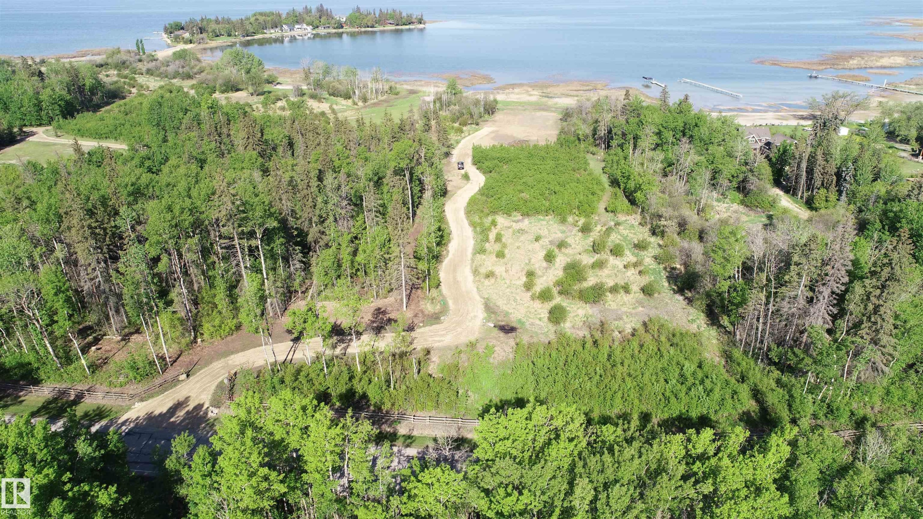 545165 Ste Anne Trail, Rural Lac Ste. Anne County, AB