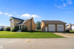 5015 47 Avenue Evansburg, AB T0E 0T0