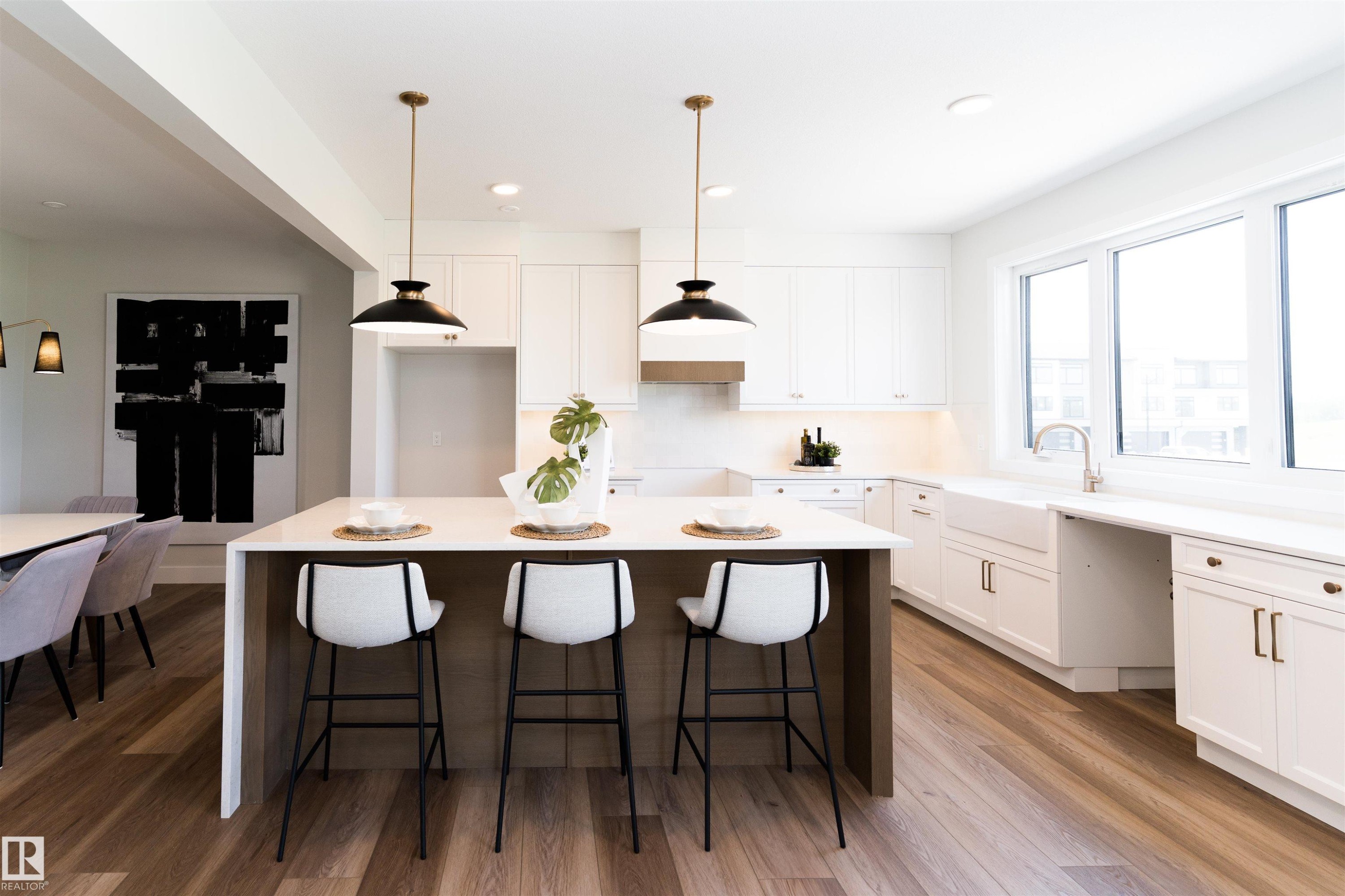 26 7121 May Crescent, Edmonton, AB - Indoor