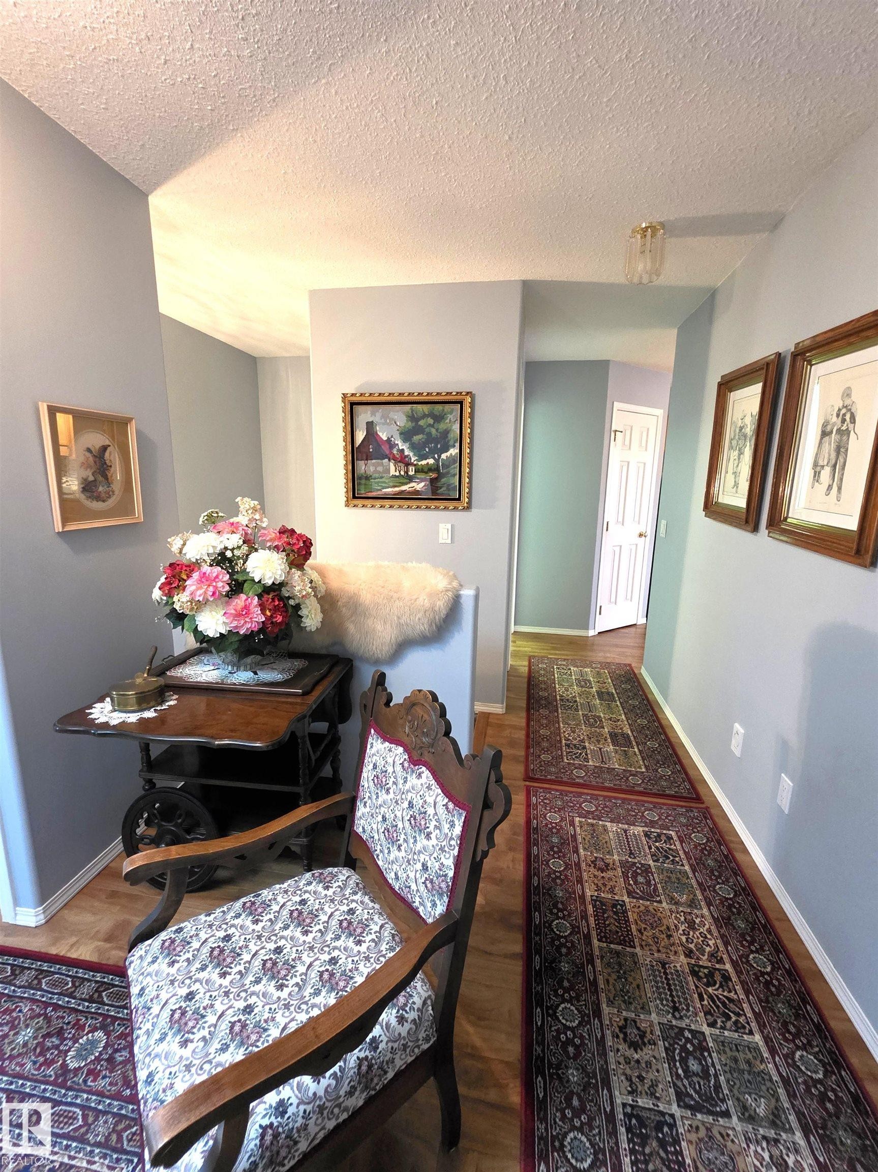 208 Ravine Villa(S), Leduc, AB - Indoor