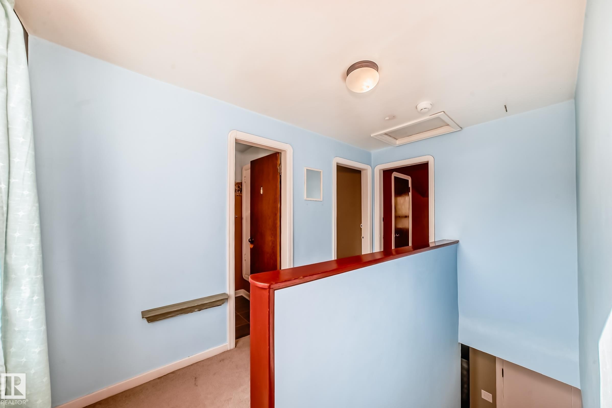 11233 95 Street, Edmonton, AB - Indoor Photo Showing Other Room