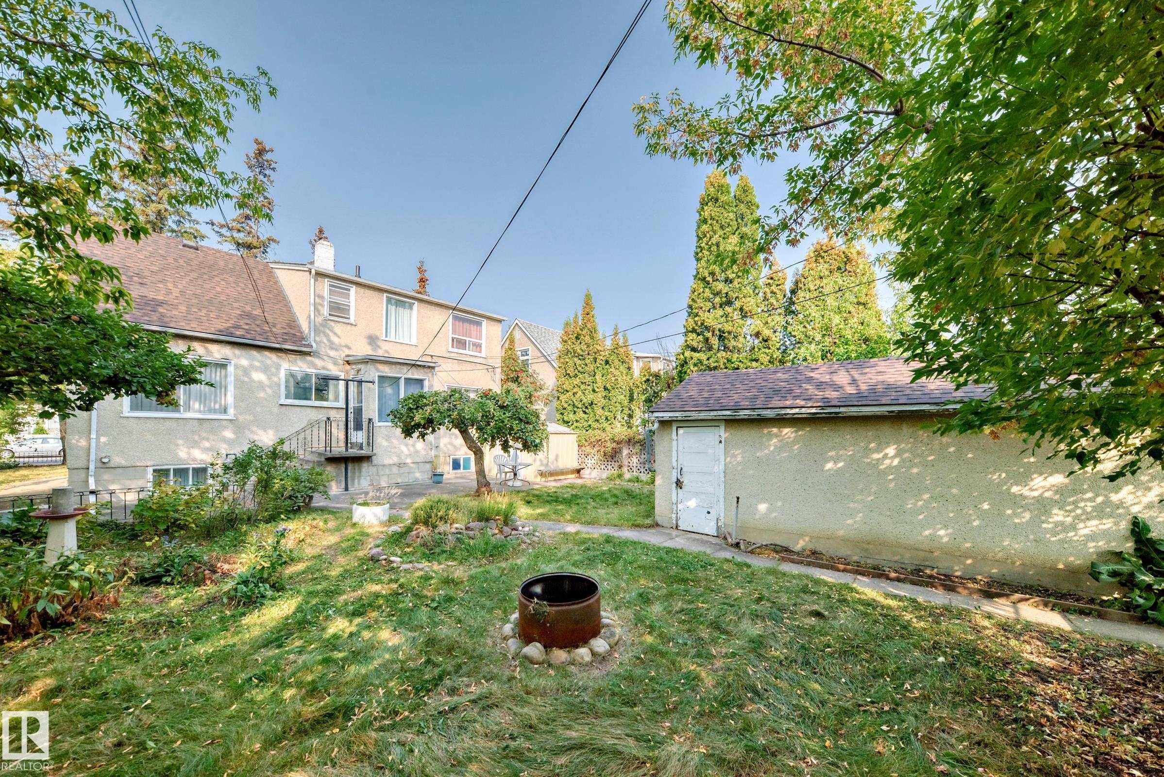 11233 95 Street, Edmonton, AB - Outdoor