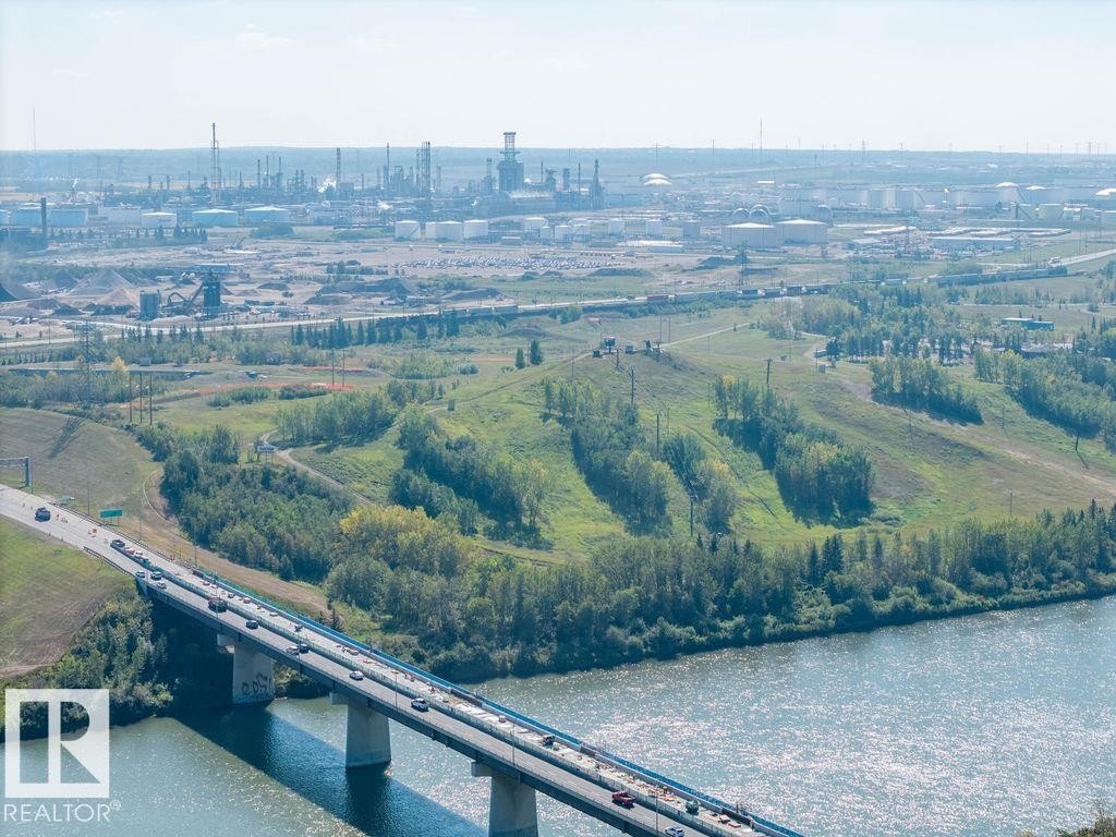 Edmonton, AB - Outdoor With View