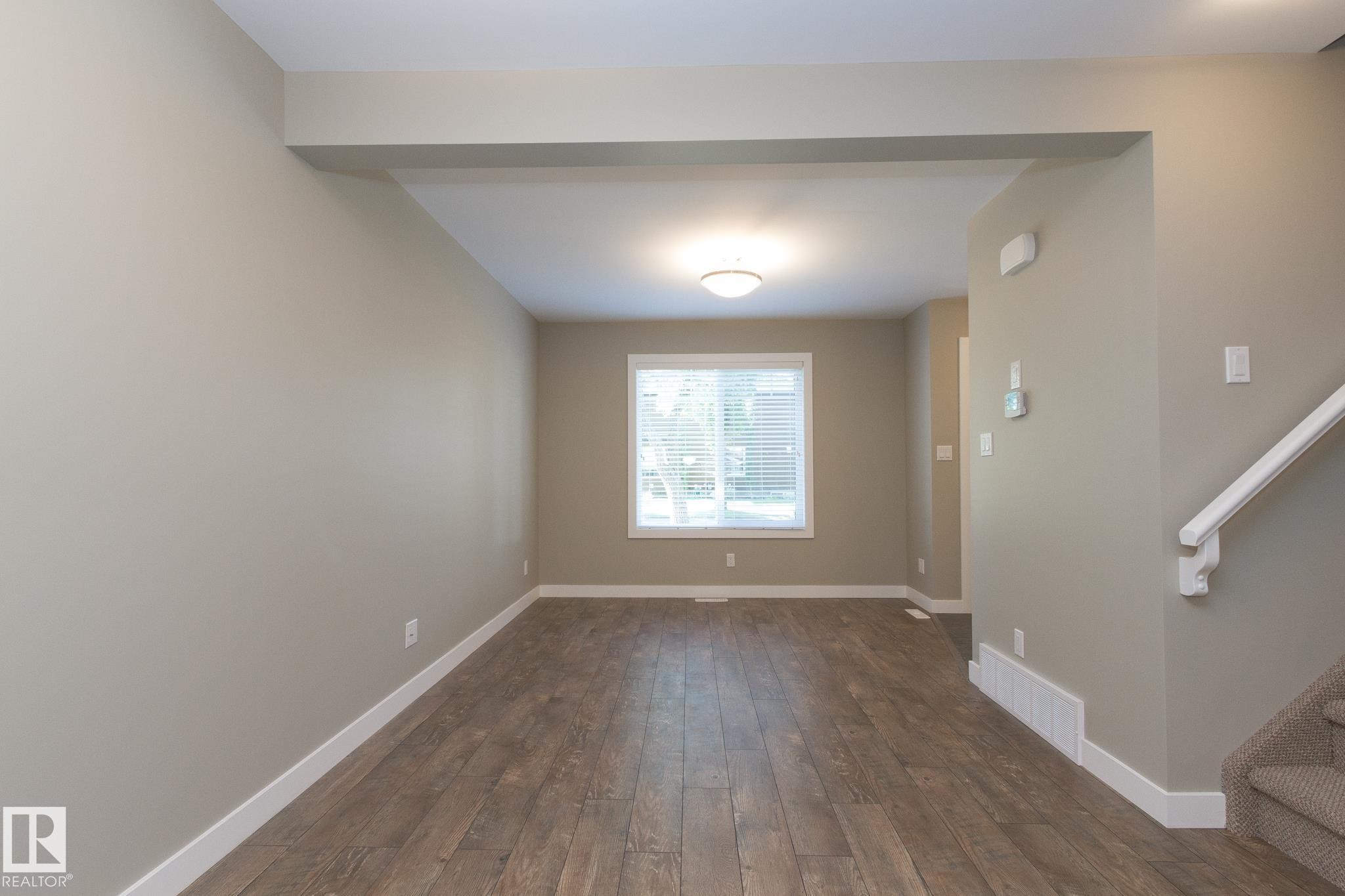 12504 119 Avenue, Edmonton, AB - Indoor Photo Showing Other Room