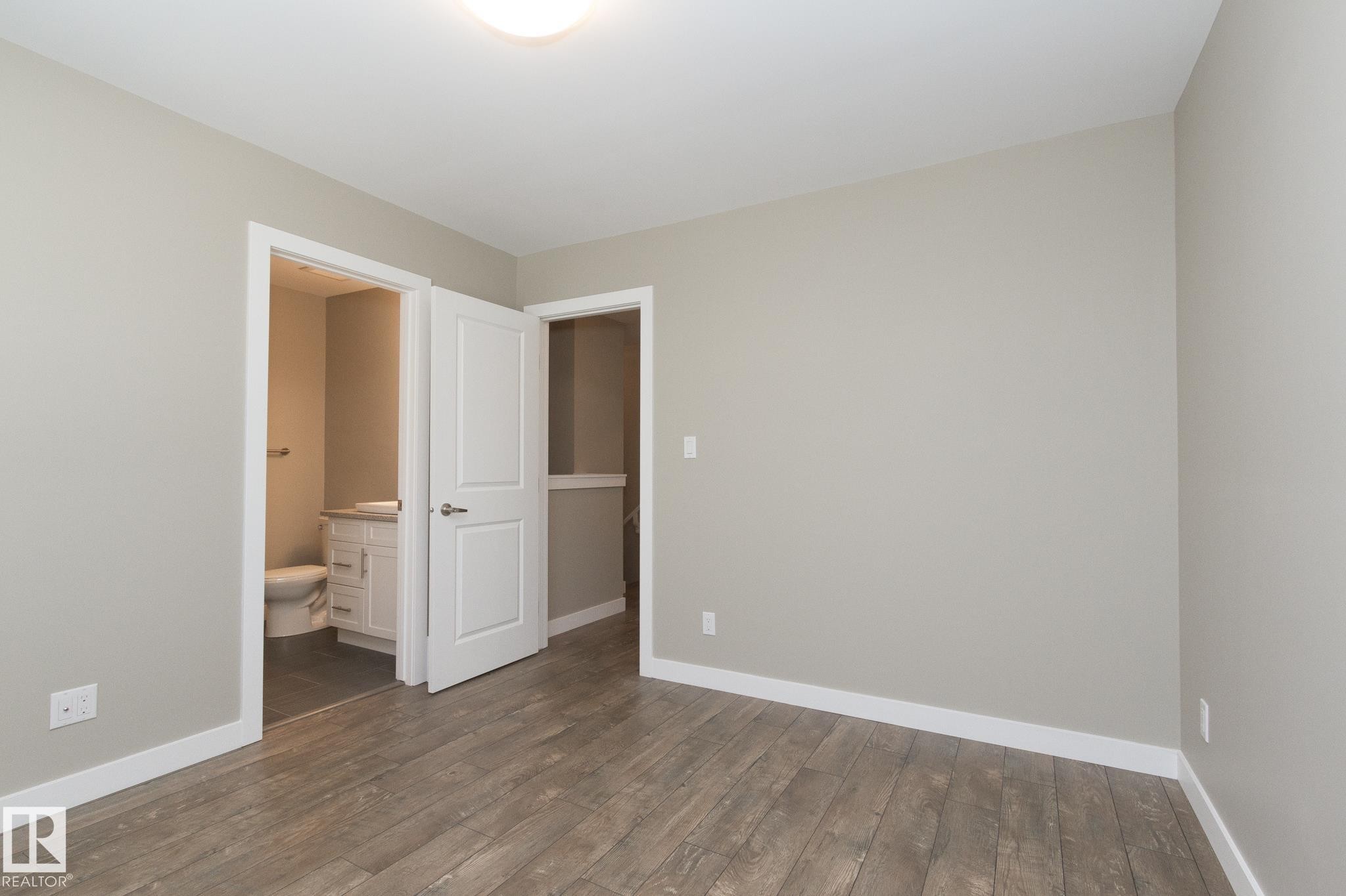 12504 119 Avenue, Edmonton, AB - Indoor Photo Showing Other Room