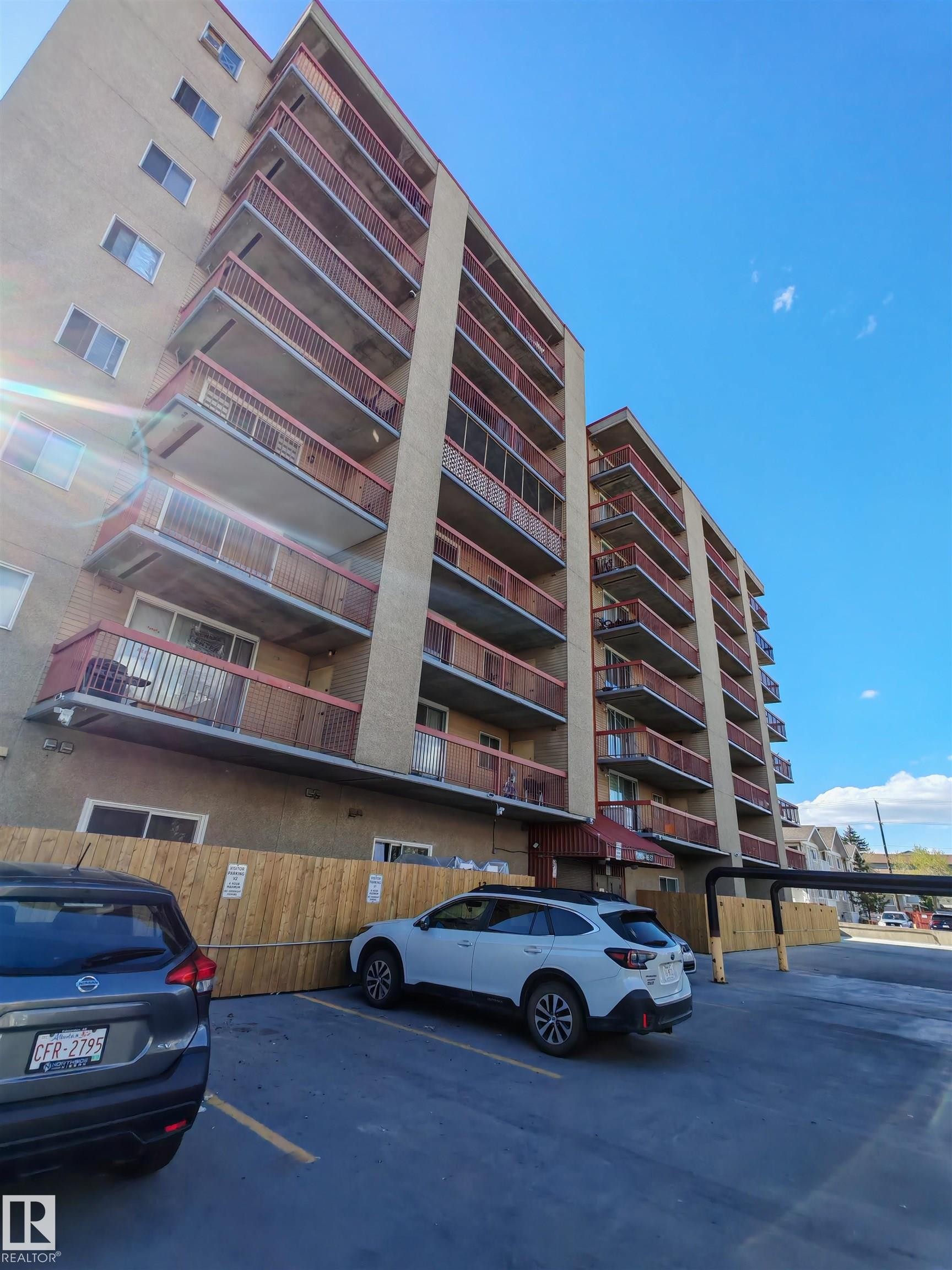 103 12831 66 Street Nw, Edmonton, AB - Outdoor