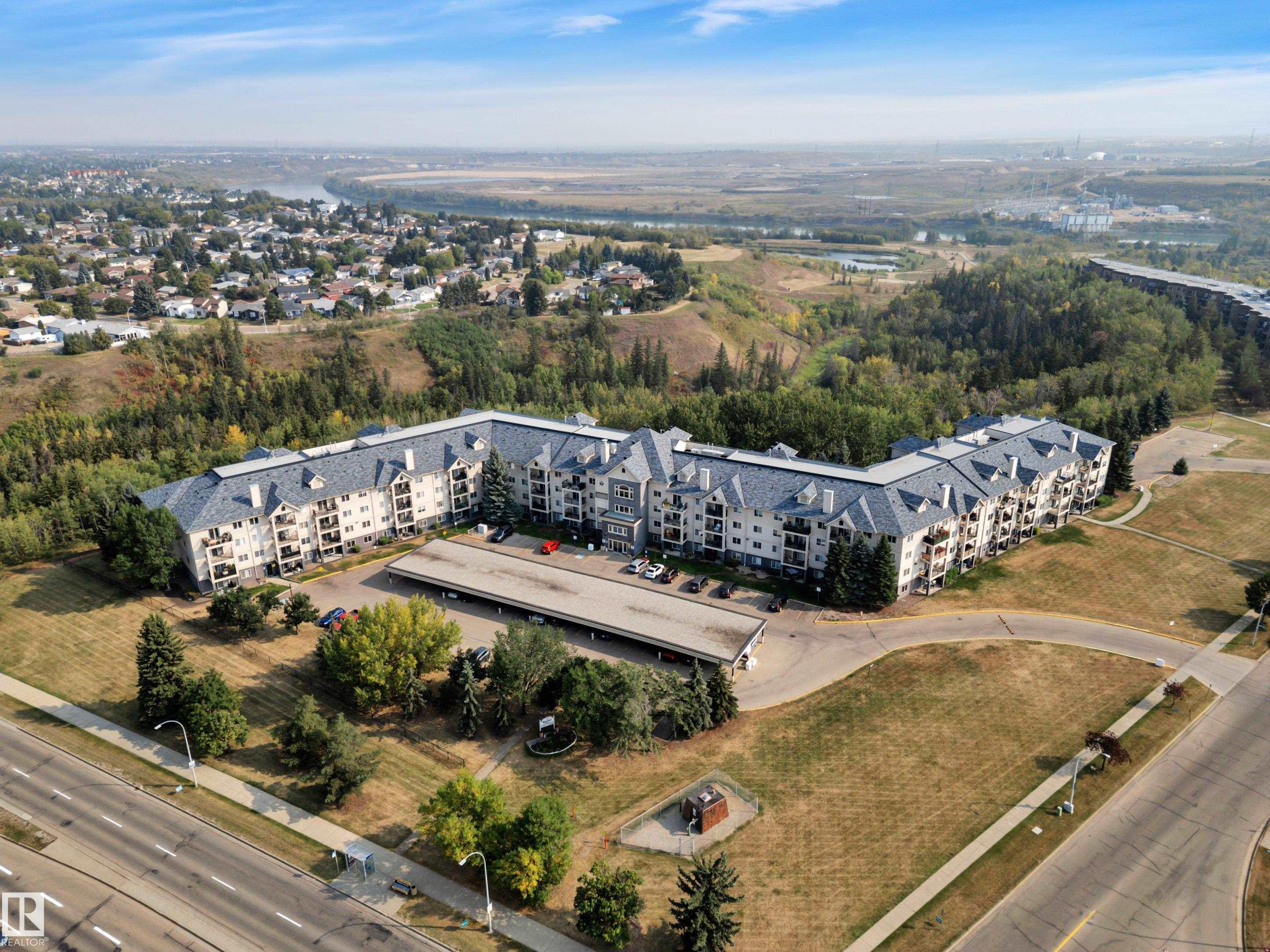 331 592 Hooke Road, Edmonton, AB - Outdoor With View