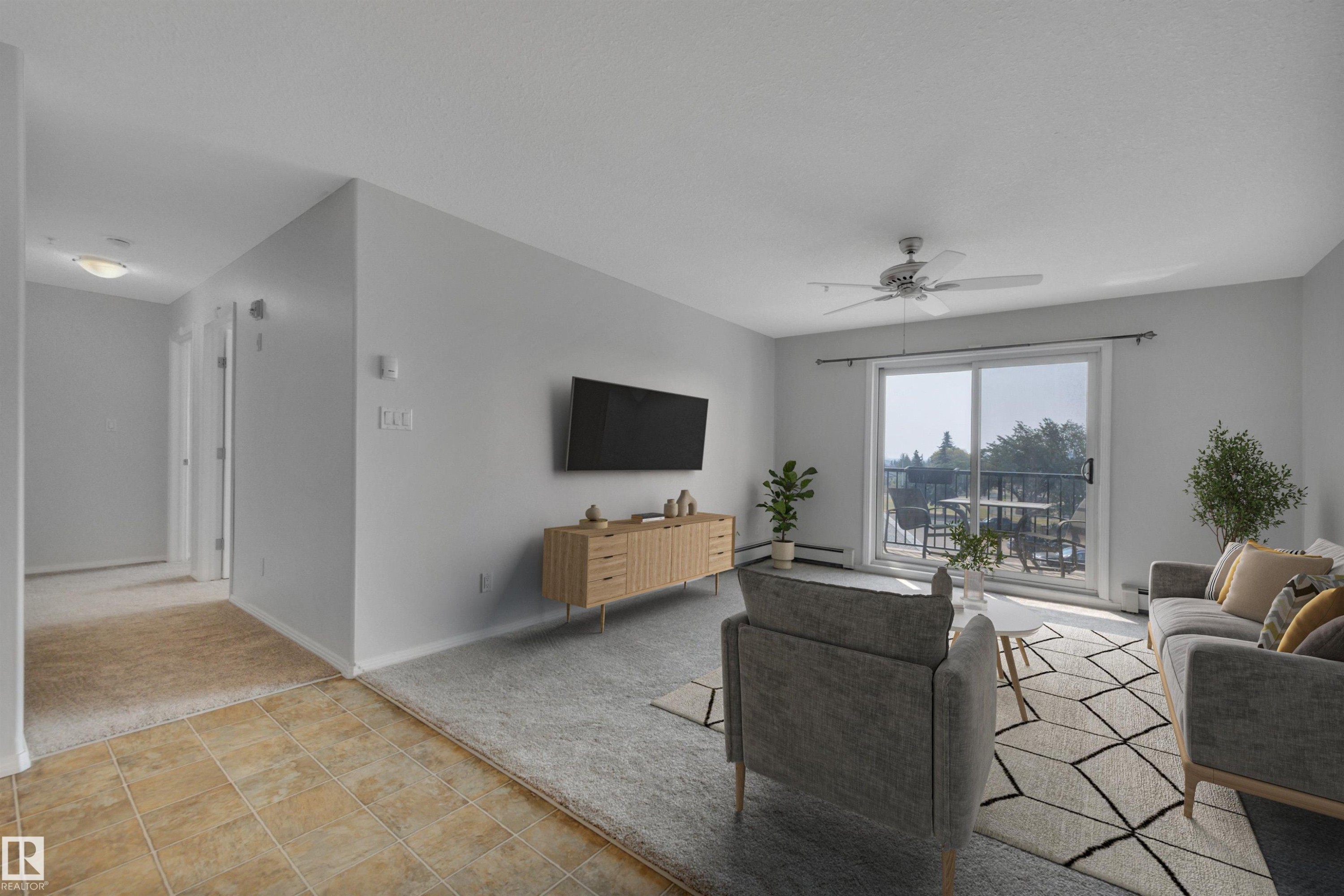 331 592 Hooke Road, Edmonton, AB - Indoor Photo Showing Living Room