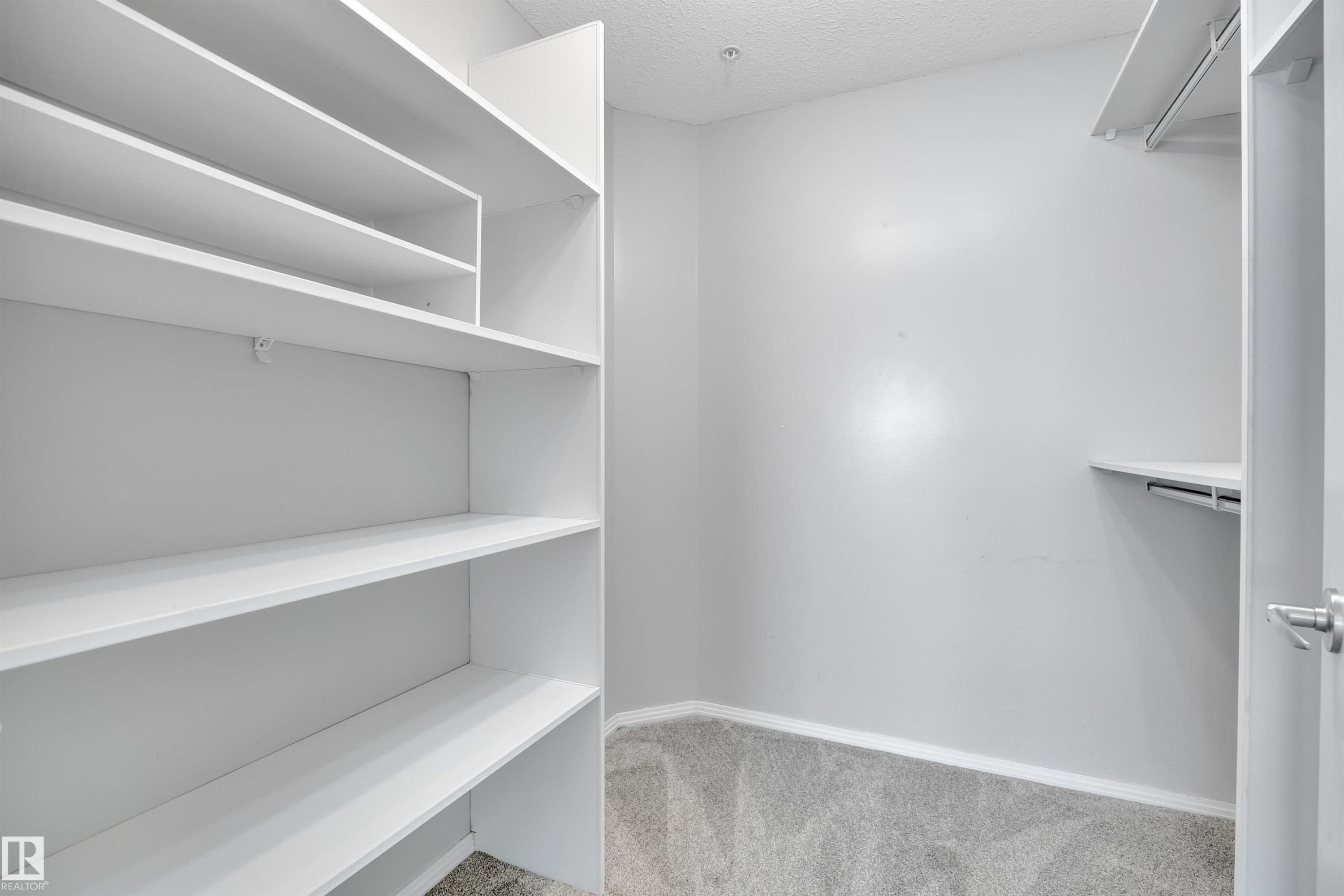 331 592 Hooke Road, Edmonton, AB - Indoor With Storage