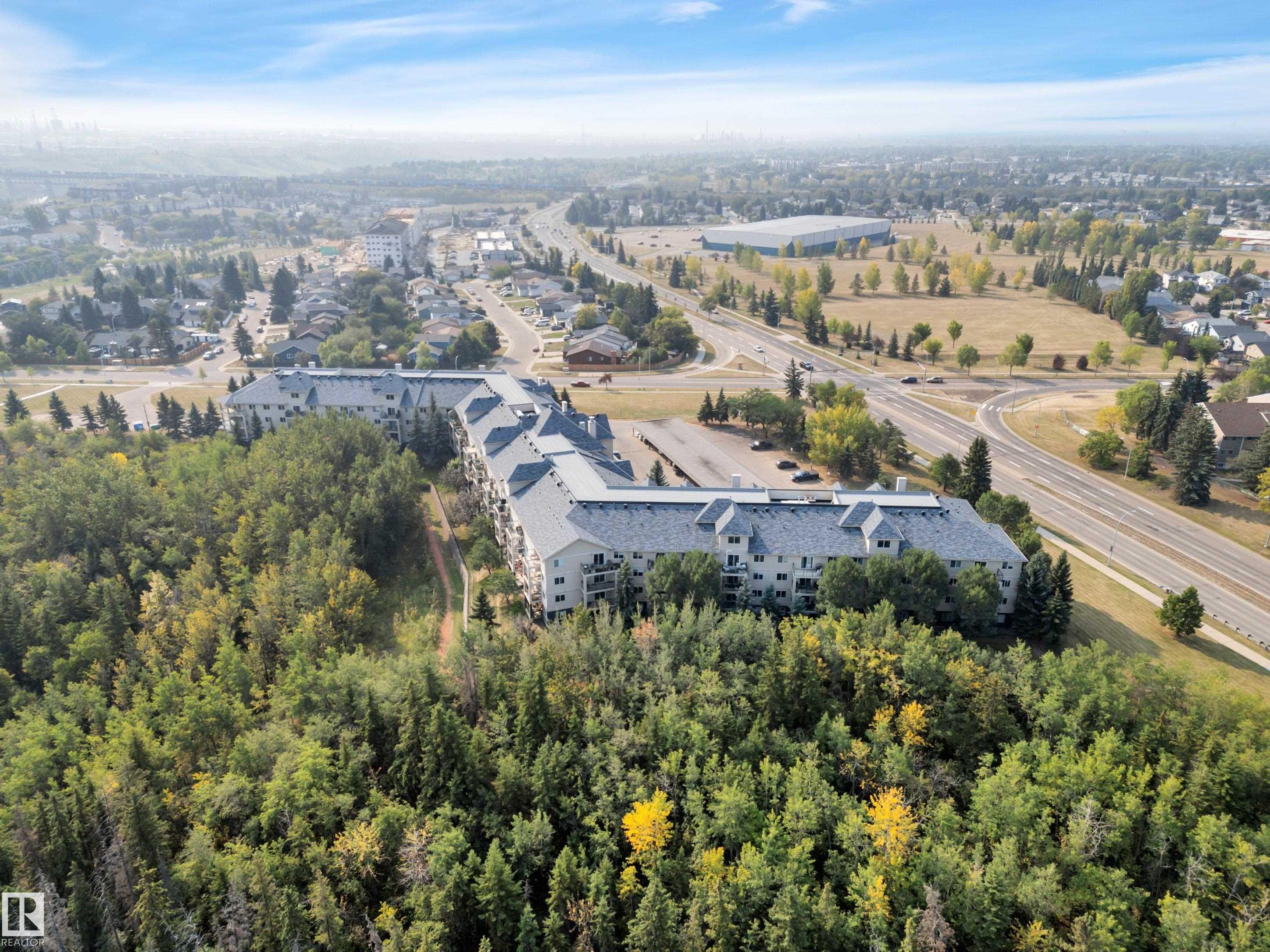 331 592 Hooke Road, Edmonton, AB - Outdoor With View