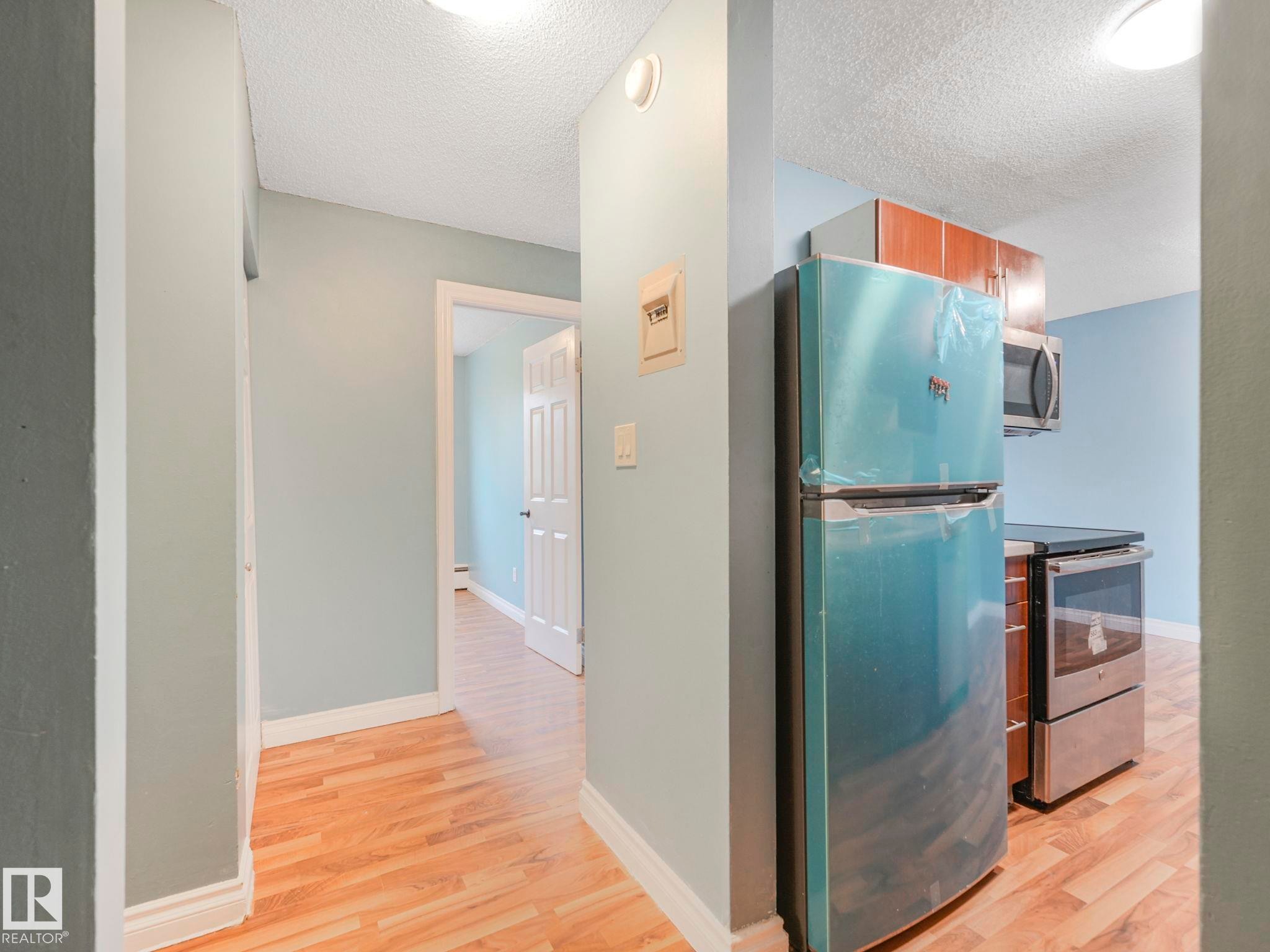 205 12223 82 Street, Edmonton, AB - Indoor Photo Showing Other Room