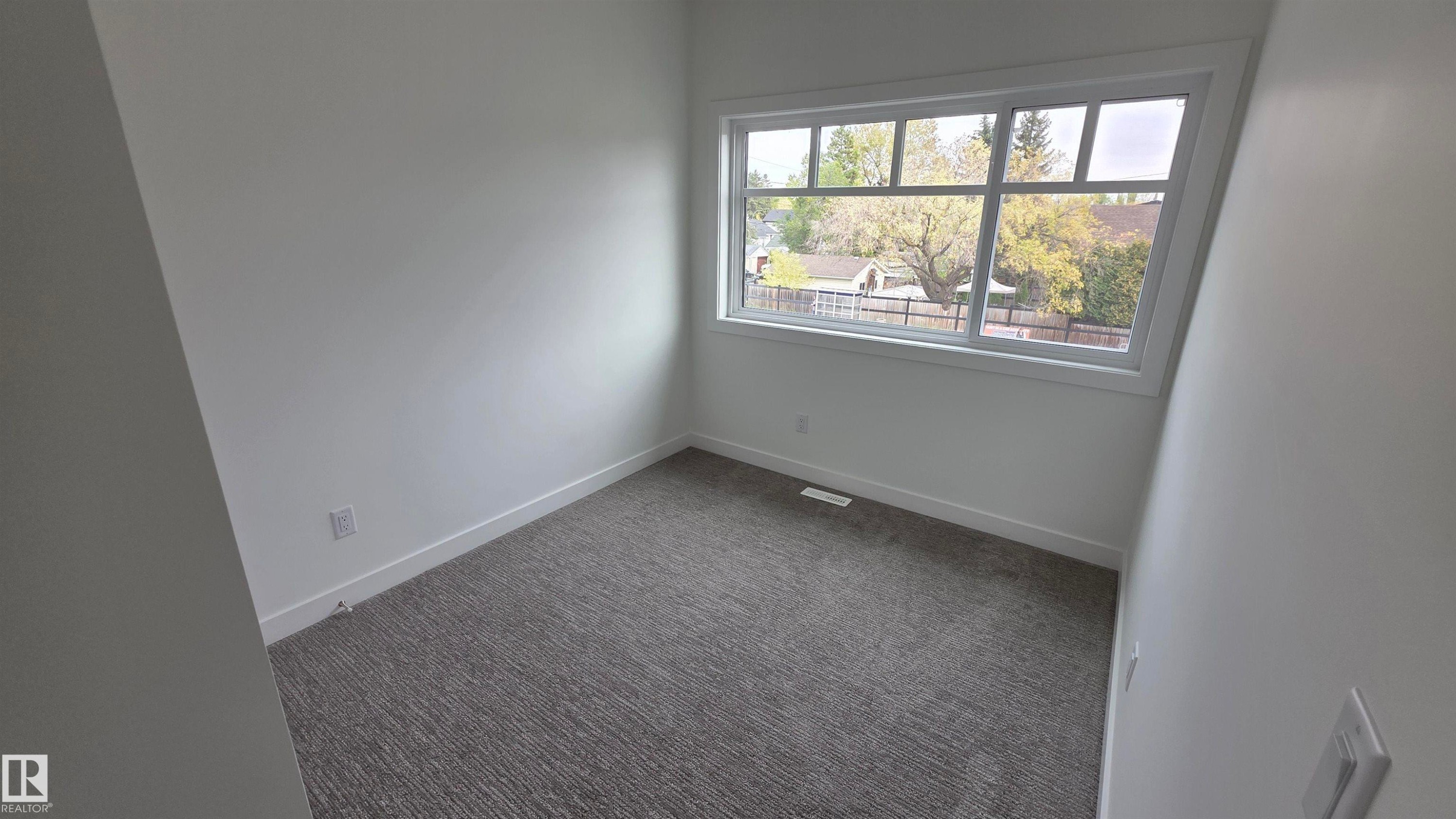 6704 109 Street, Edmonton, AB - Indoor Photo Showing Other Room