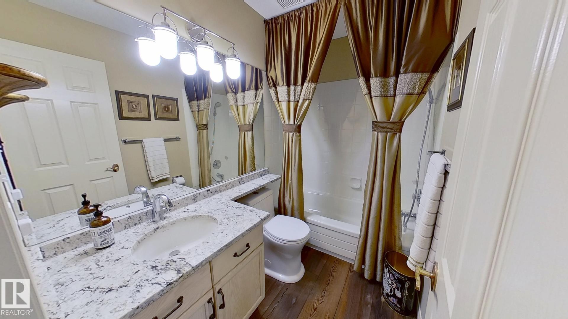 47 1130 Falconer Road, Edmonton, AB - Indoor Photo Showing Bathroom