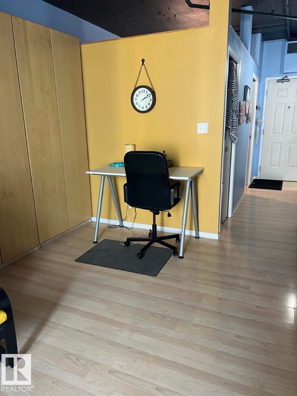 Home office featuring light wood-style floors - 1704 10024 Jasper Avenue, Edmonton, AB - Indoor