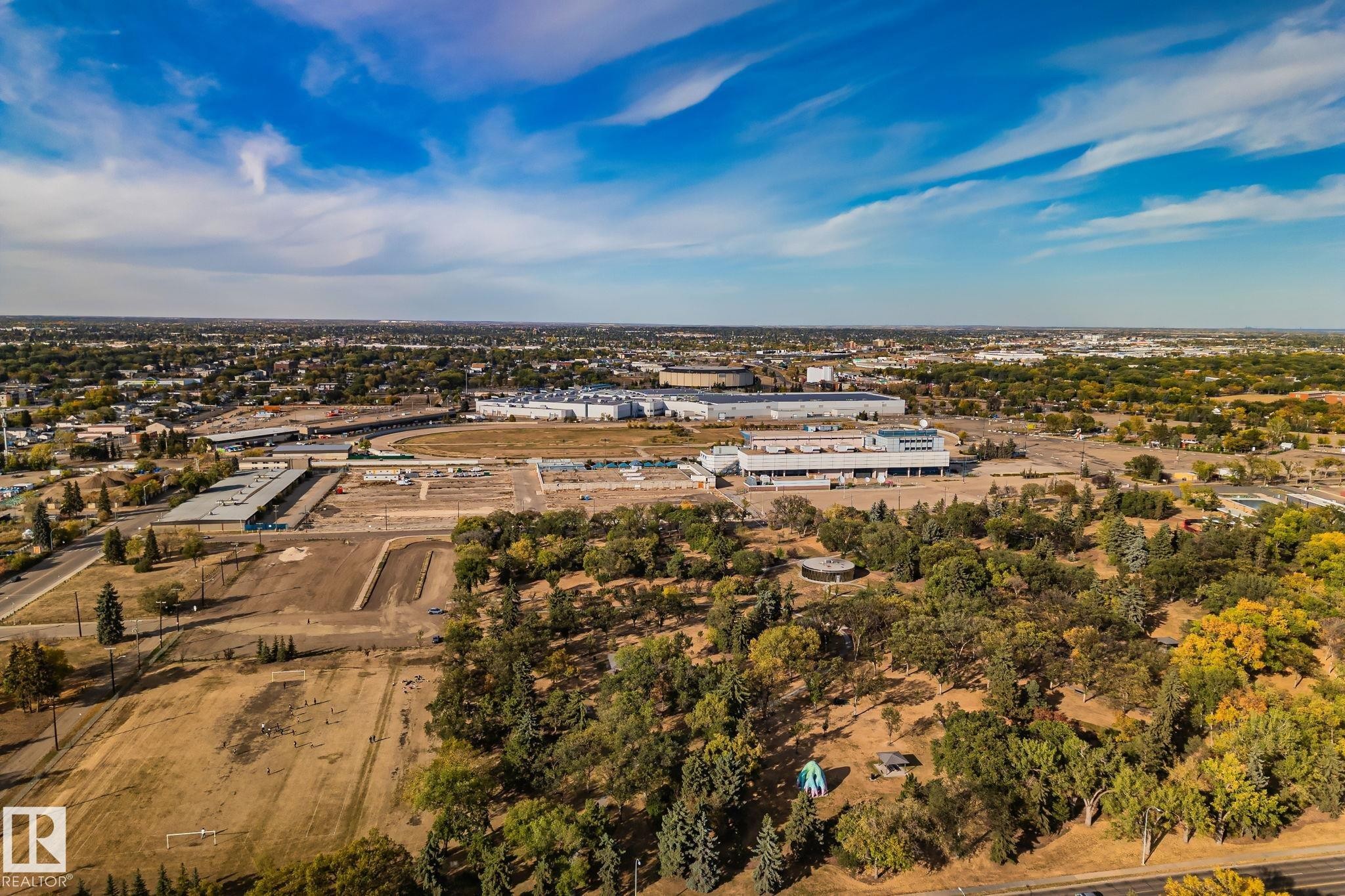 7780 Jasper Avenue, Edmonton, AB