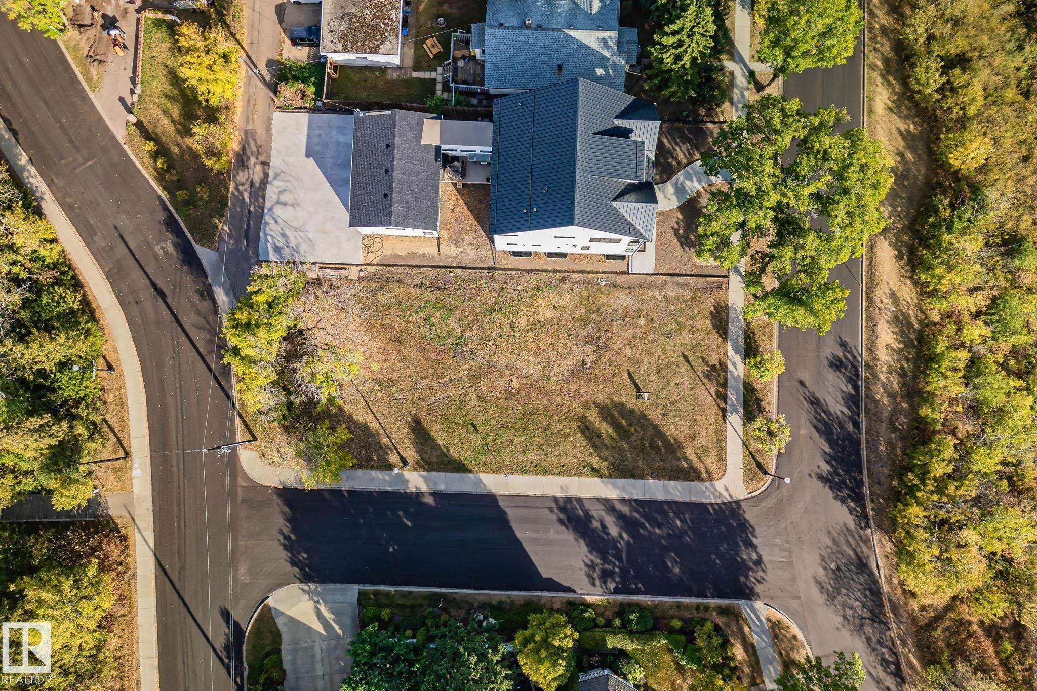 7780 Jasper Avenue, Edmonton, AB