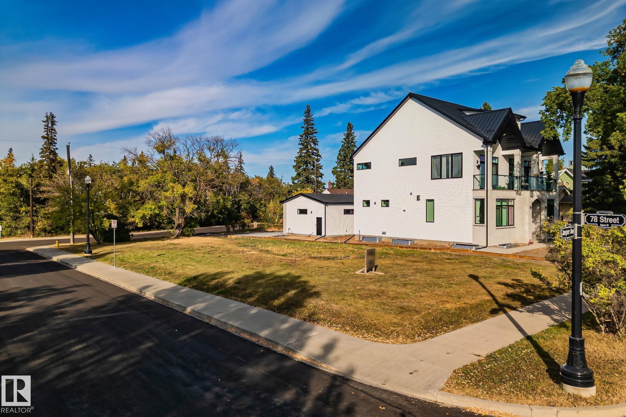 7780 Jasper Avenue, Edmonton, AB