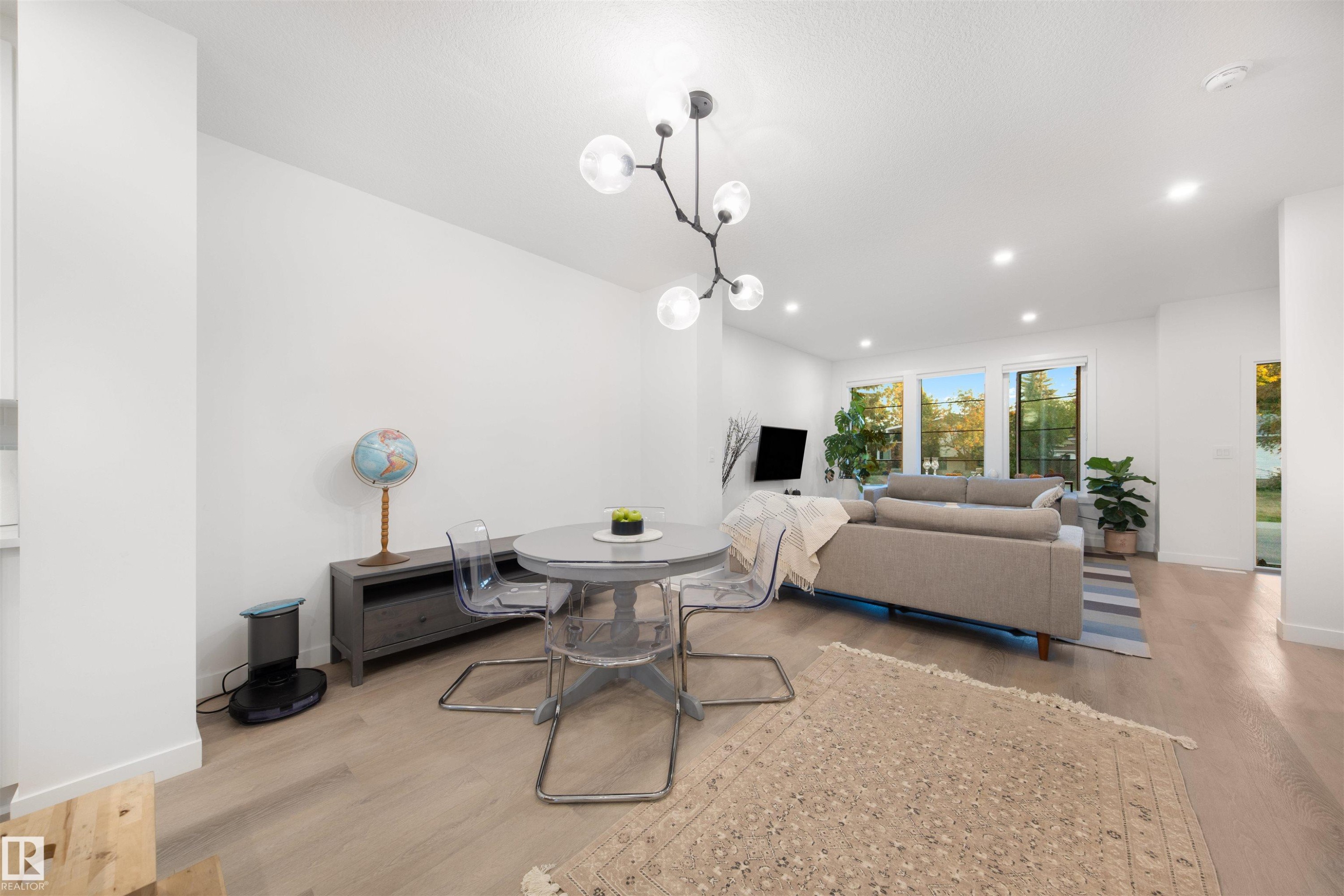 11204 & 11206 55 Avenue, Edmonton, AB - Indoor