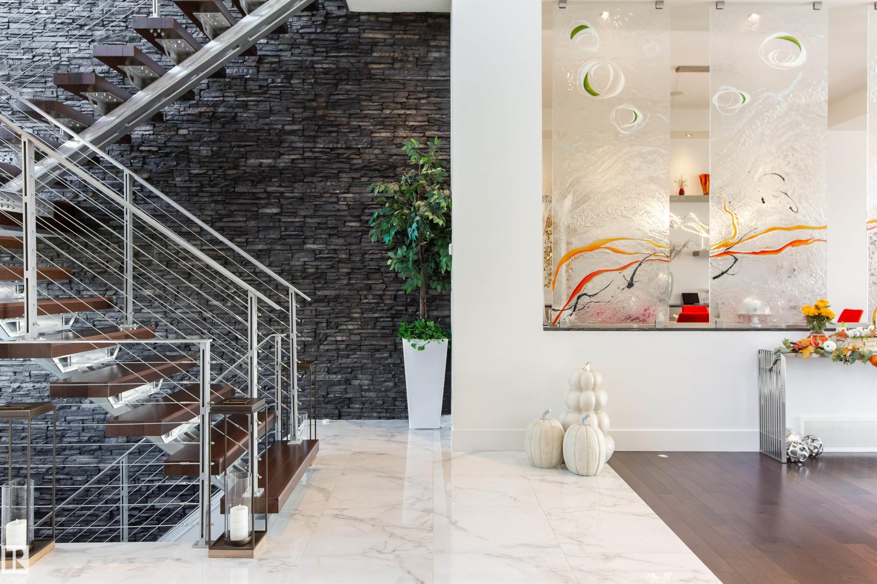 622 Howatt Drive, Edmonton, AB - Indoor Photo Showing Other Room