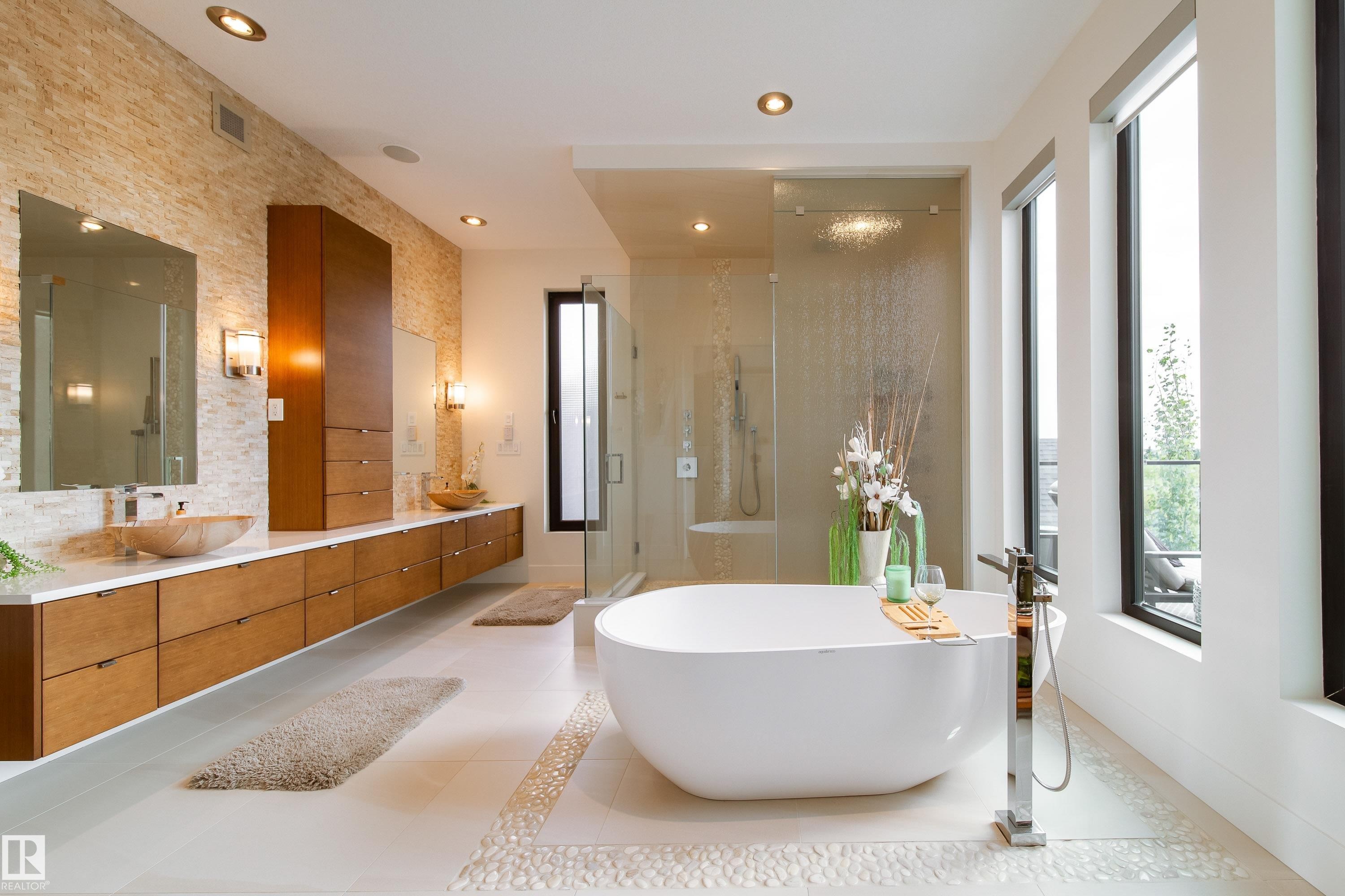 622 Howatt Drive, Edmonton, AB - Indoor Photo Showing Bathroom