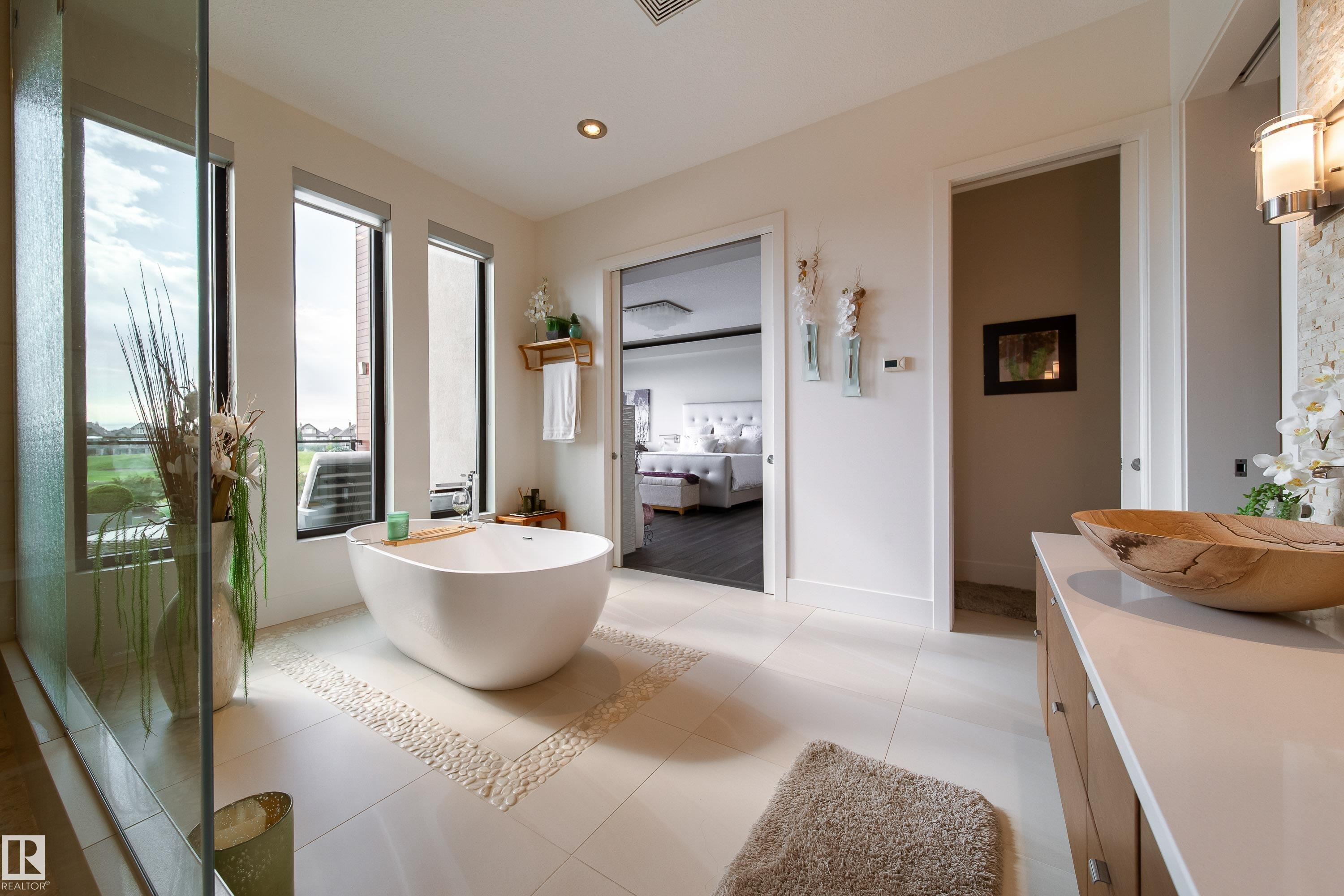 622 Howatt Drive, Edmonton, AB - Indoor Photo Showing Bathroom