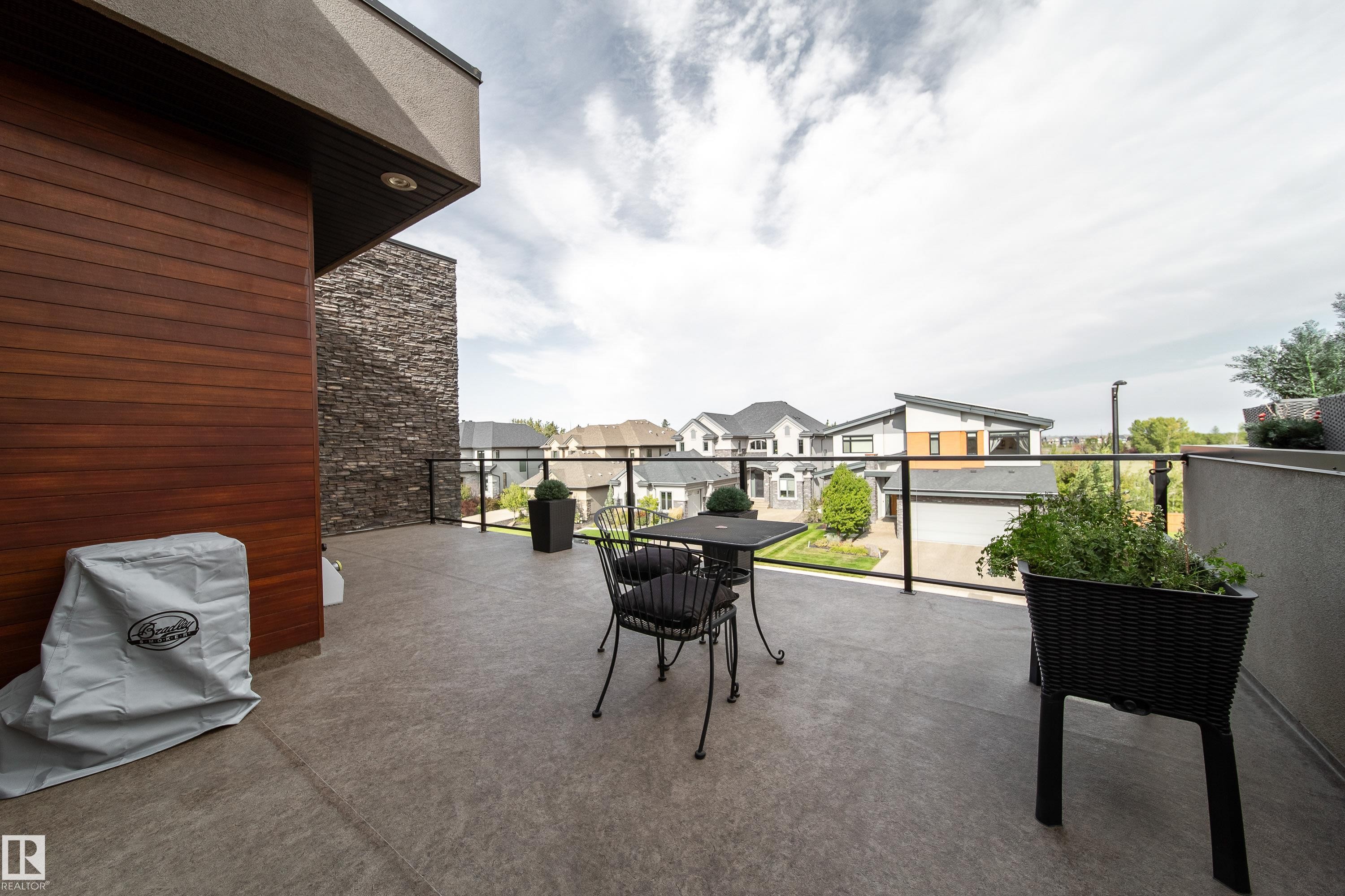 622 Howatt Drive, Edmonton, AB - Outdoor With Exterior