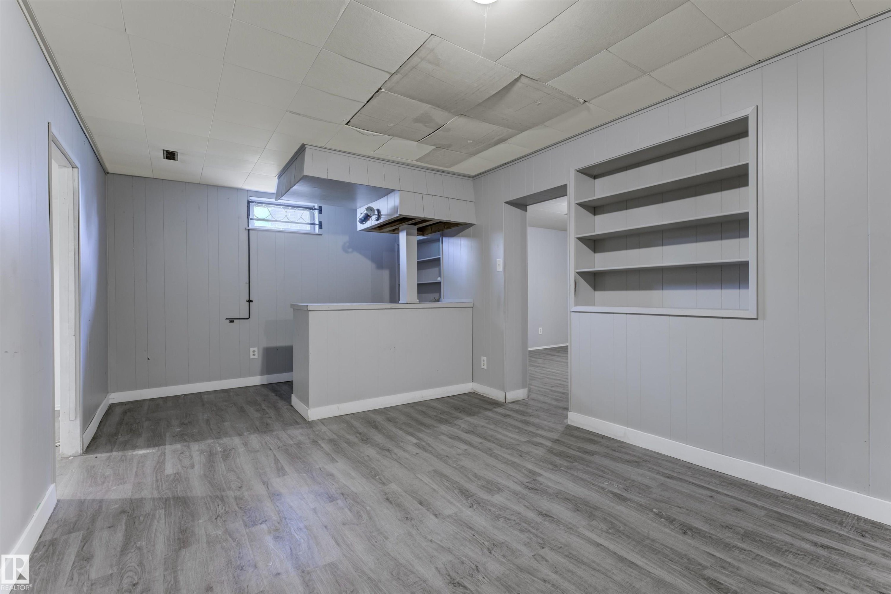 3116 112 Avenue, Edmonton, AB - Indoor Photo Showing Other Room