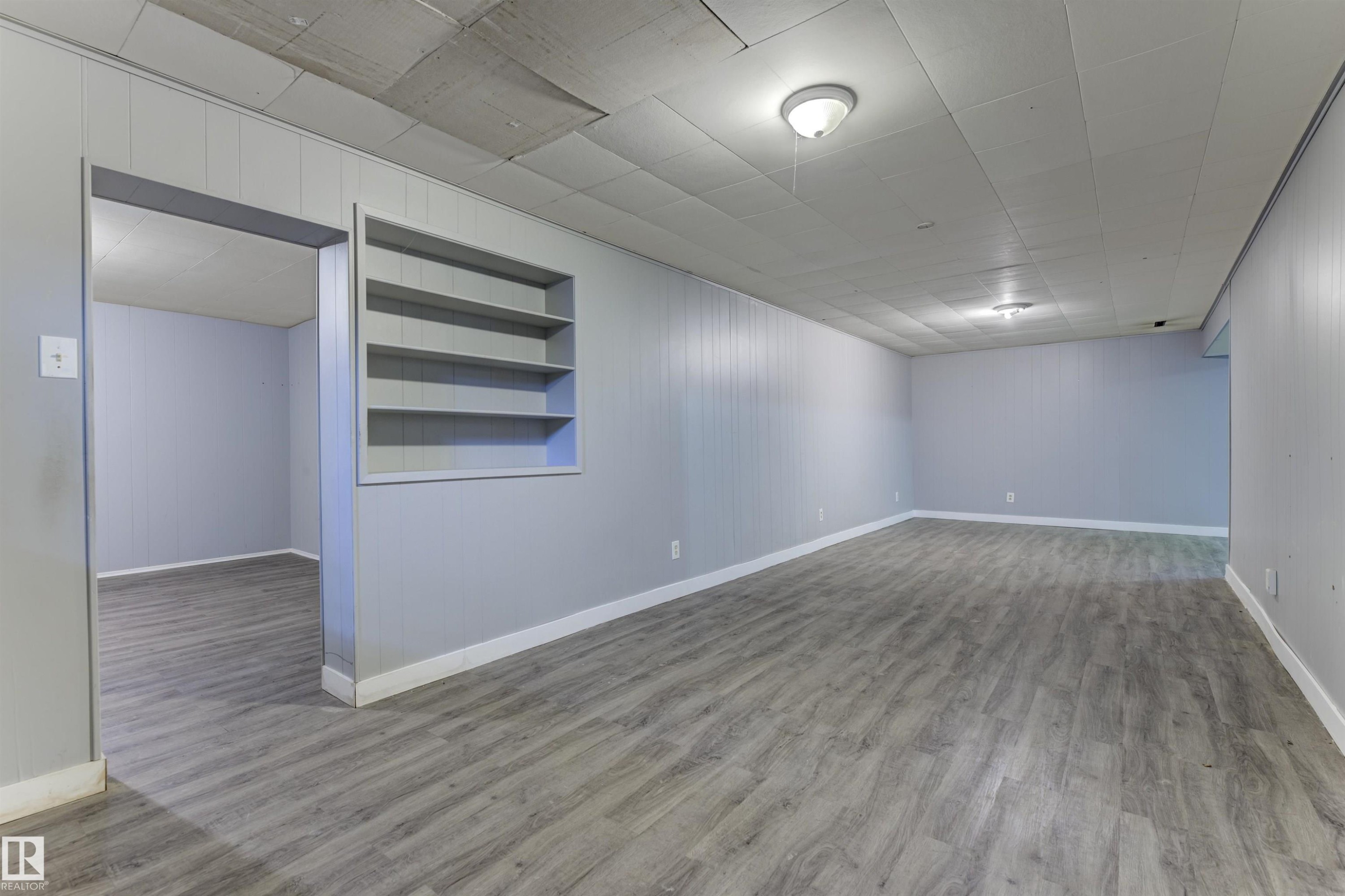 3116 112 Avenue, Edmonton, AB - Indoor Photo Showing Other Room