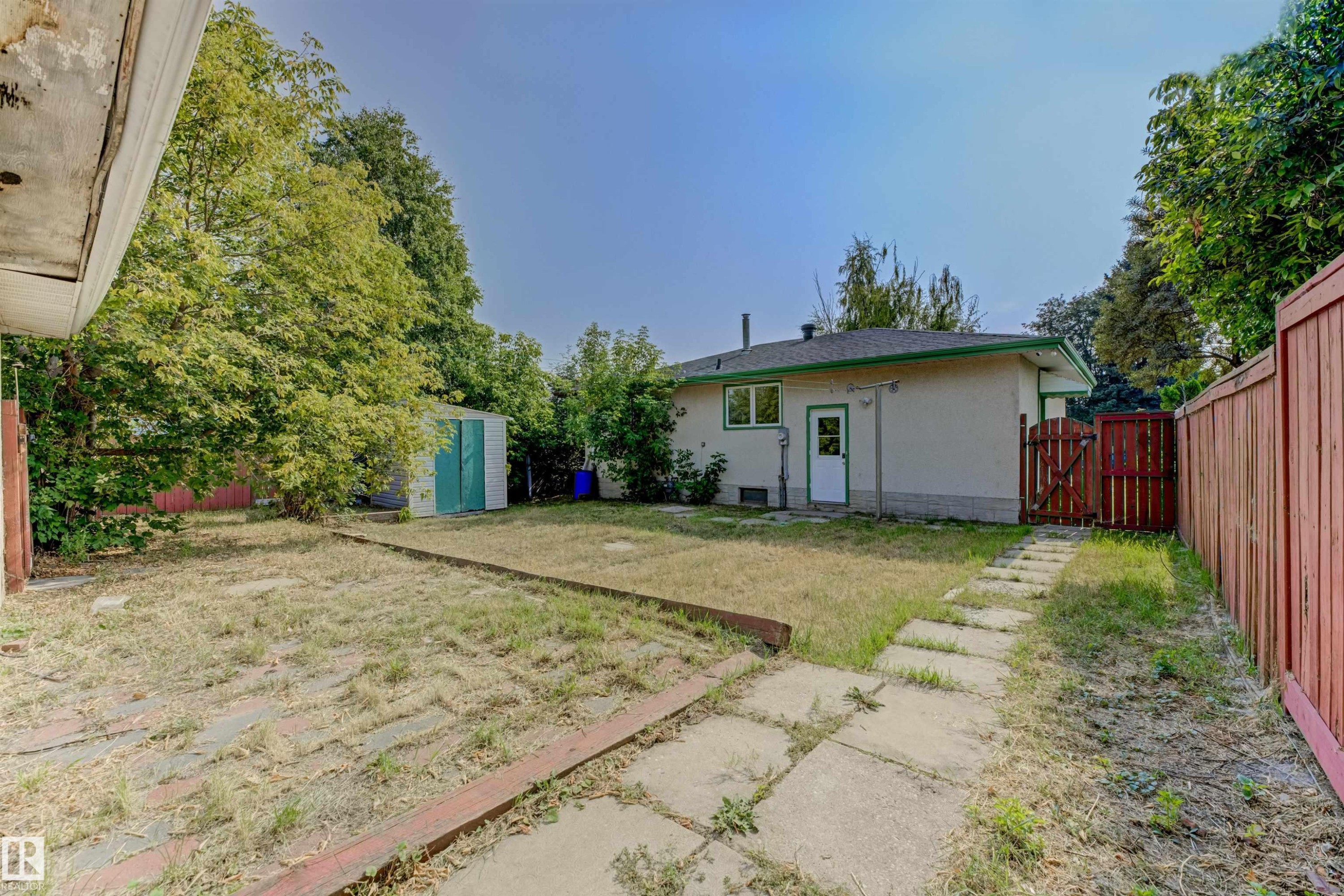 3116 112 Avenue, Edmonton, AB - Outdoor