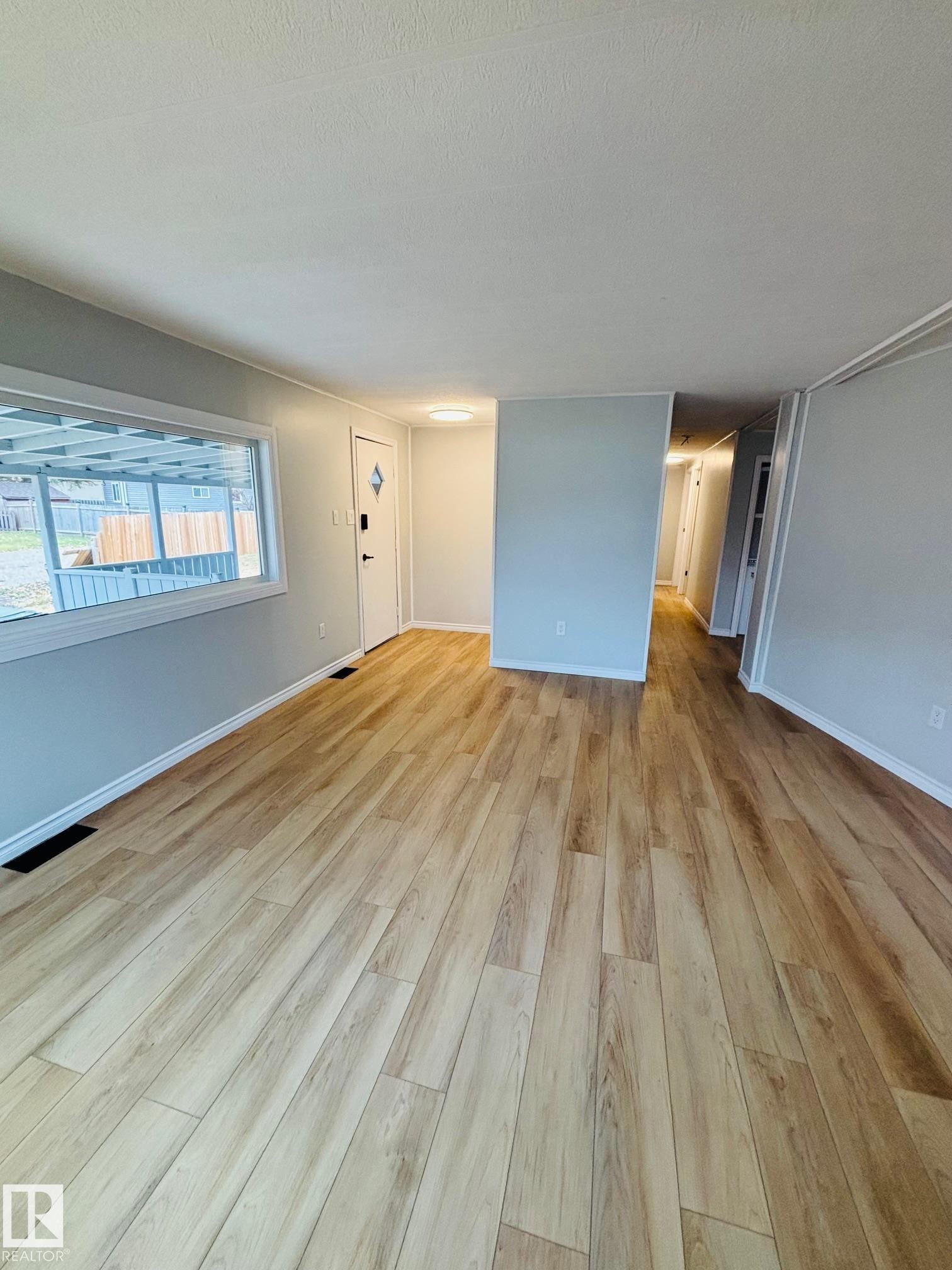 67 Ridgeway Dr, Edmonton, AB - Indoor Photo Showing Other Room