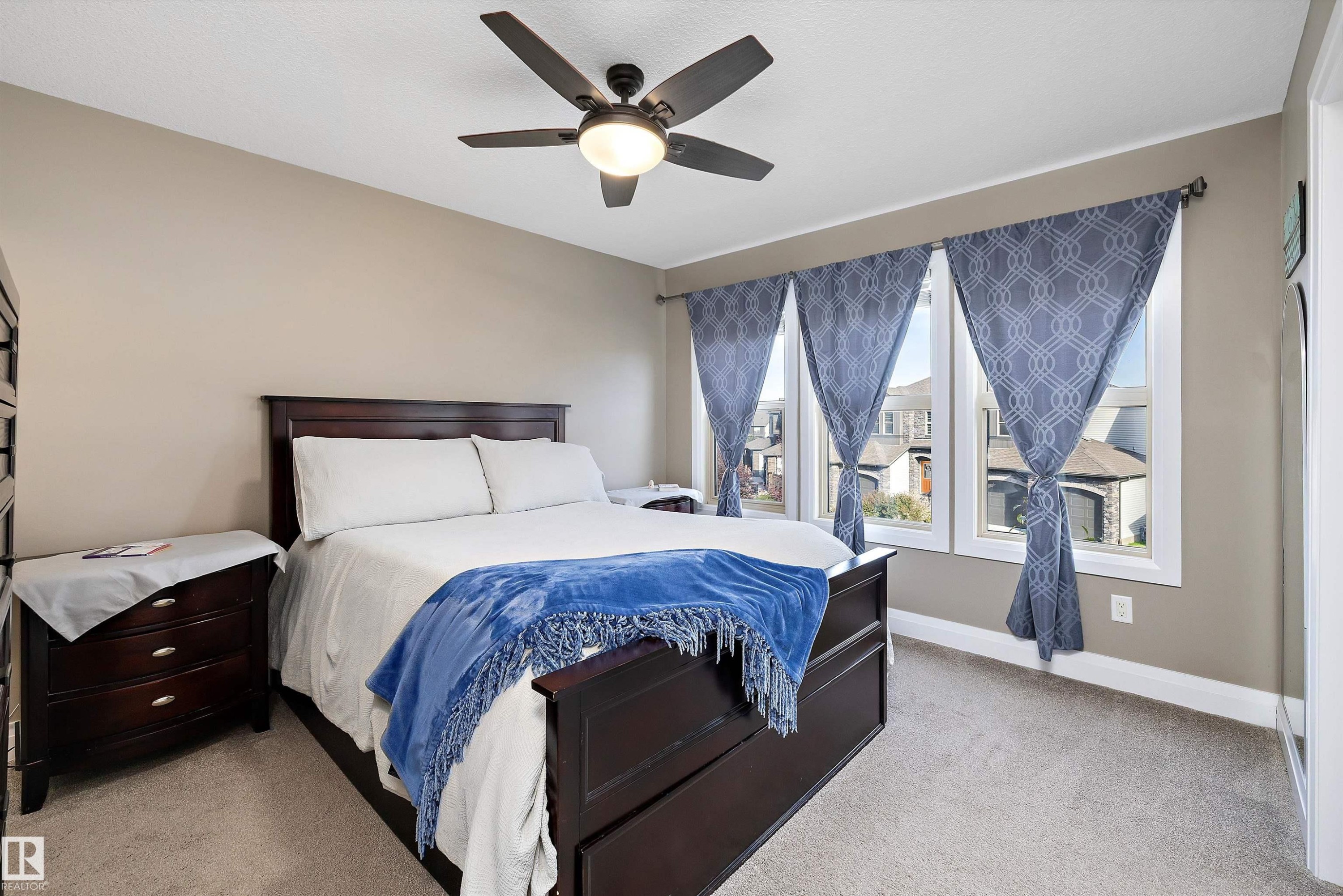 135 Gilmore Way, Spruce Grove, AB - Indoor Photo Showing Bedroom