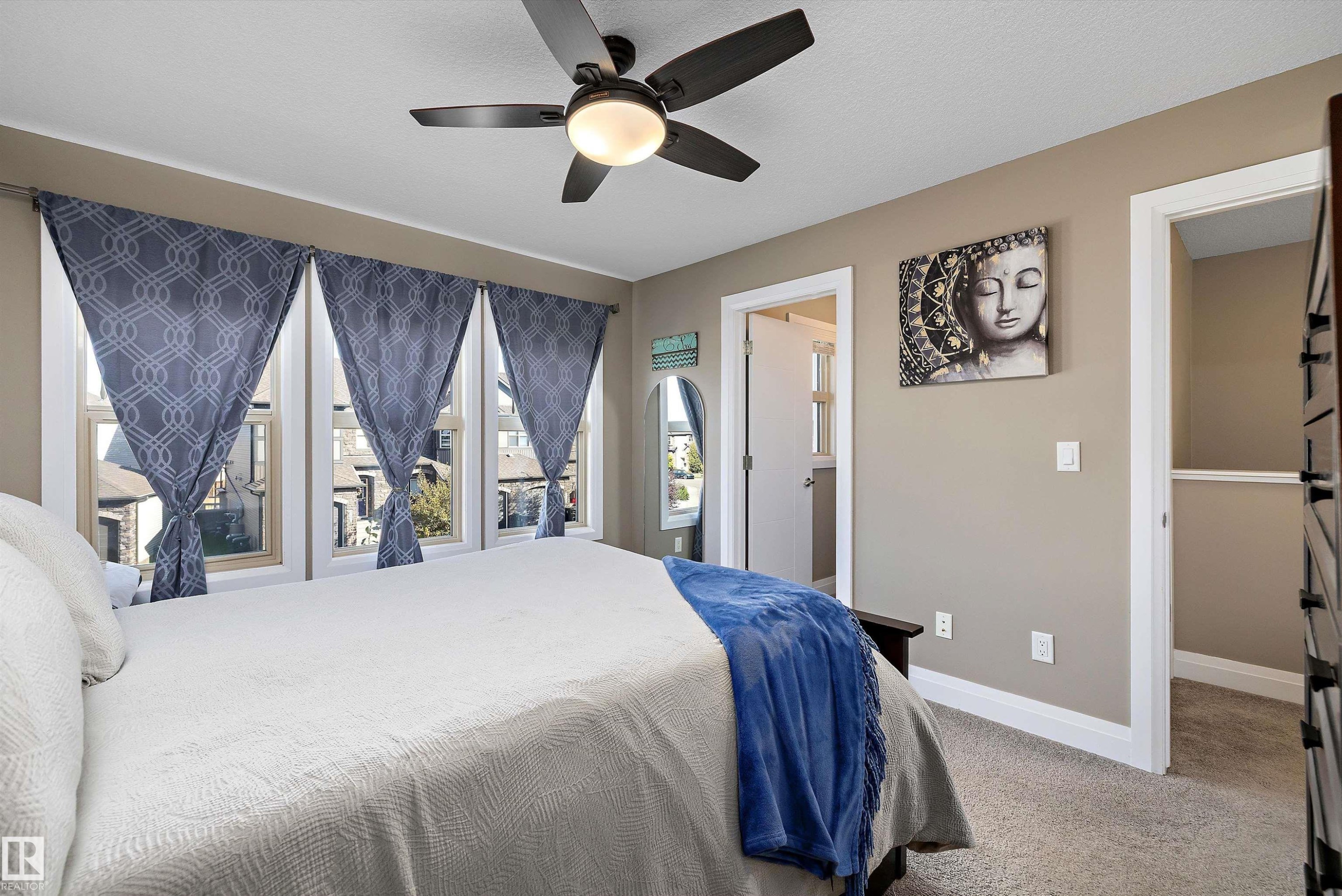 135 Gilmore Way, Spruce Grove, AB - Indoor Photo Showing Bedroom