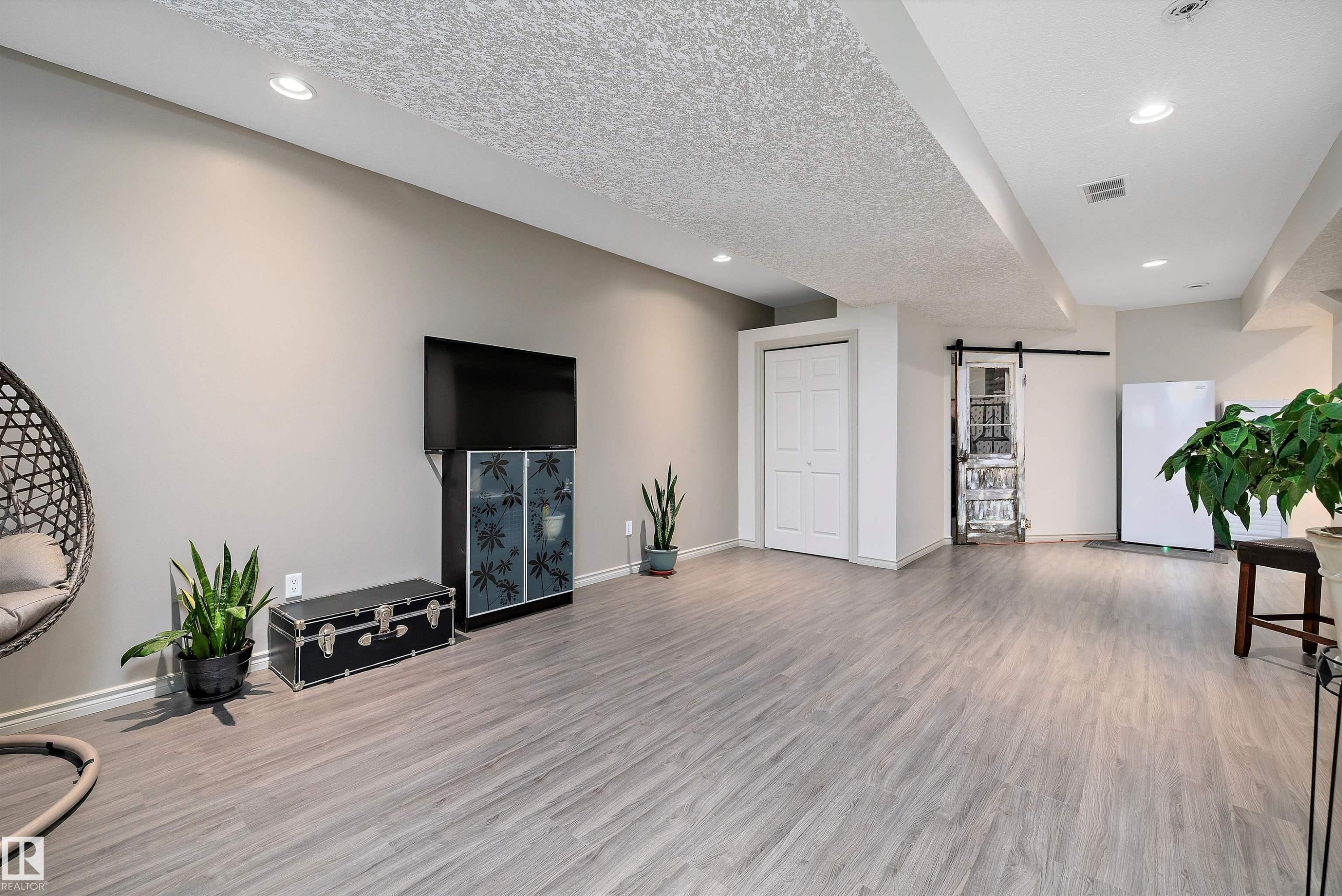 135 Gilmore Way, Spruce Grove, AB - Indoor