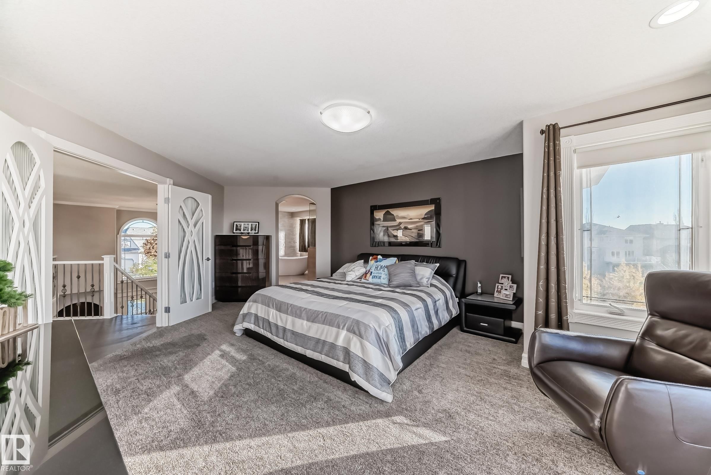 Edmonton, AB - Indoor Photo Showing Bedroom