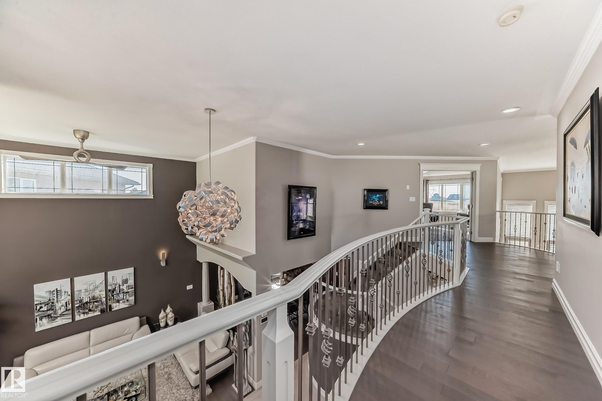 Edmonton, AB - Indoor Photo Showing Other Room