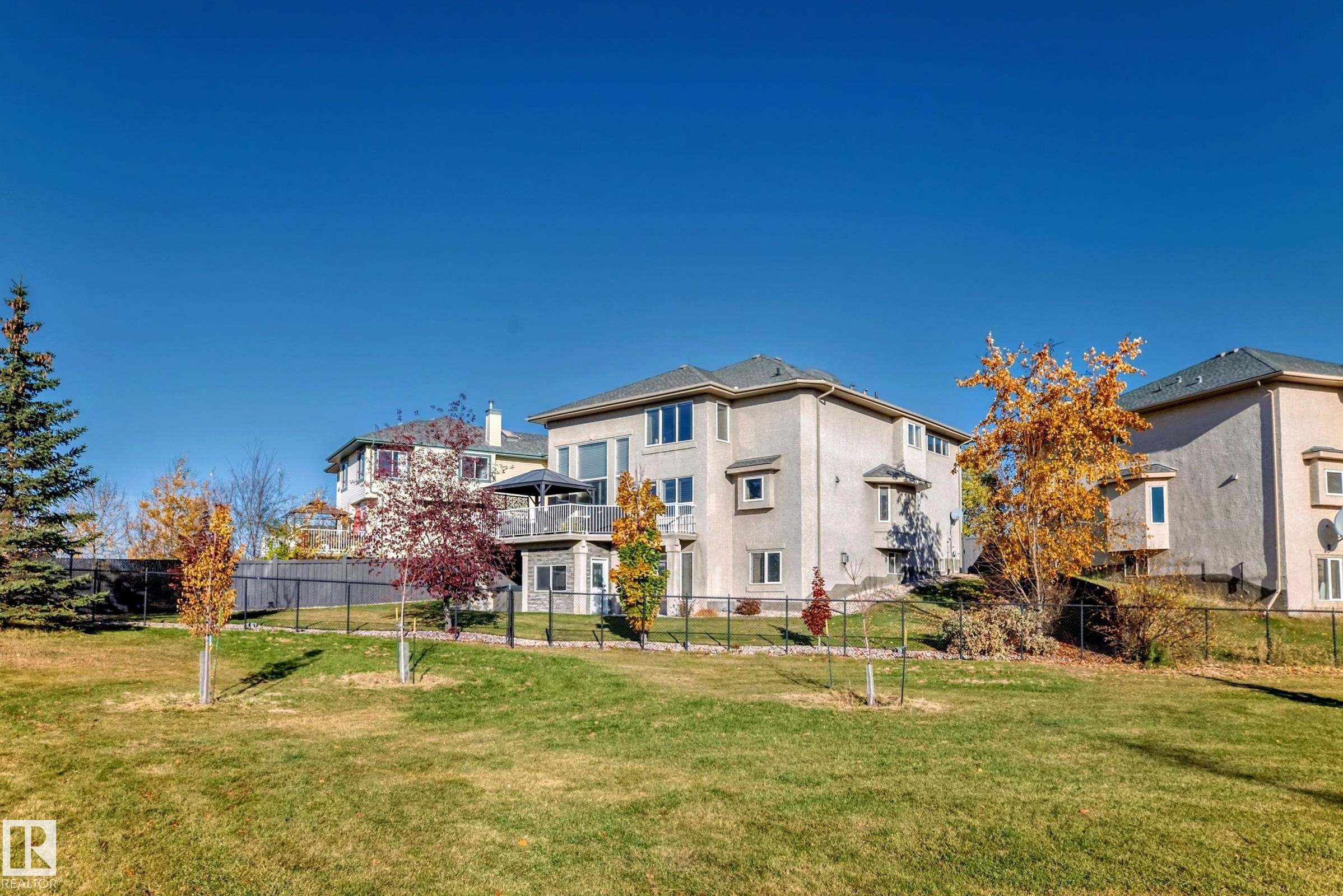 Edmonton, AB - Outdoor