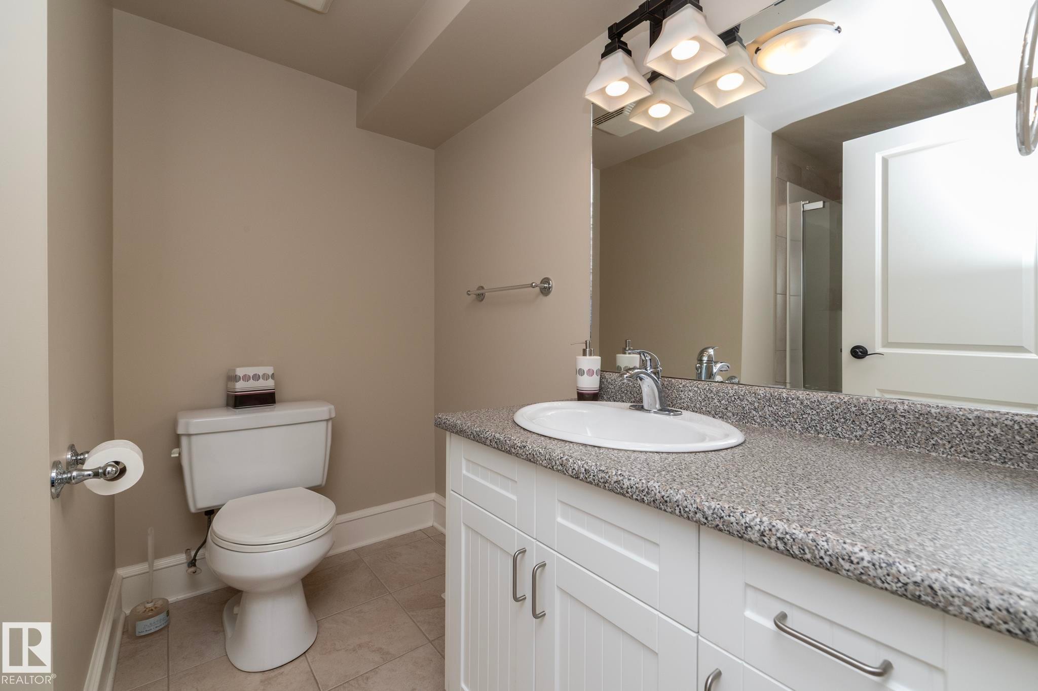 63 Fairway Drive, Edmonton, AB - Indoor Photo Showing Bathroom