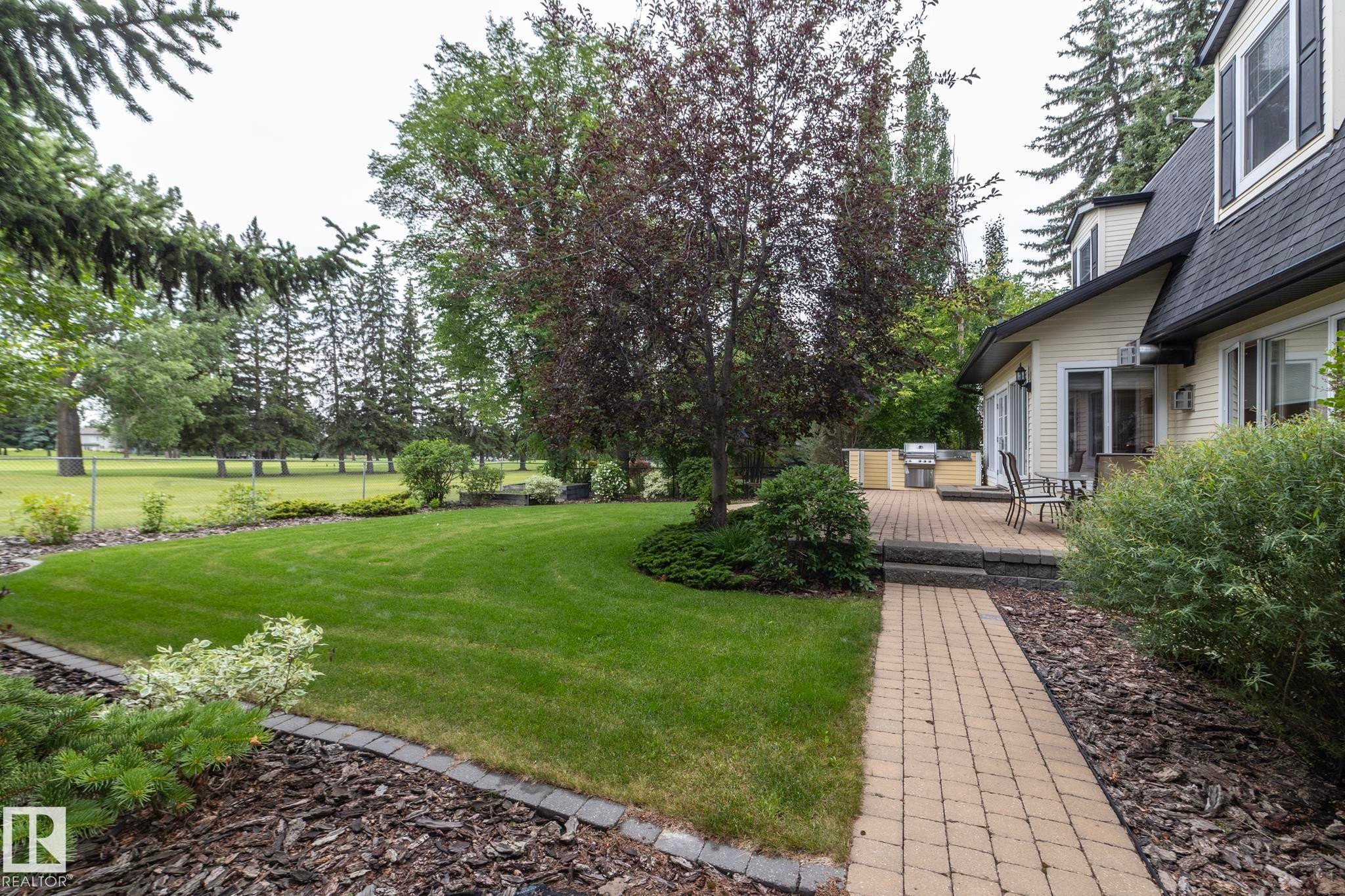 63 Fairway Drive, Edmonton, AB - Outdoor