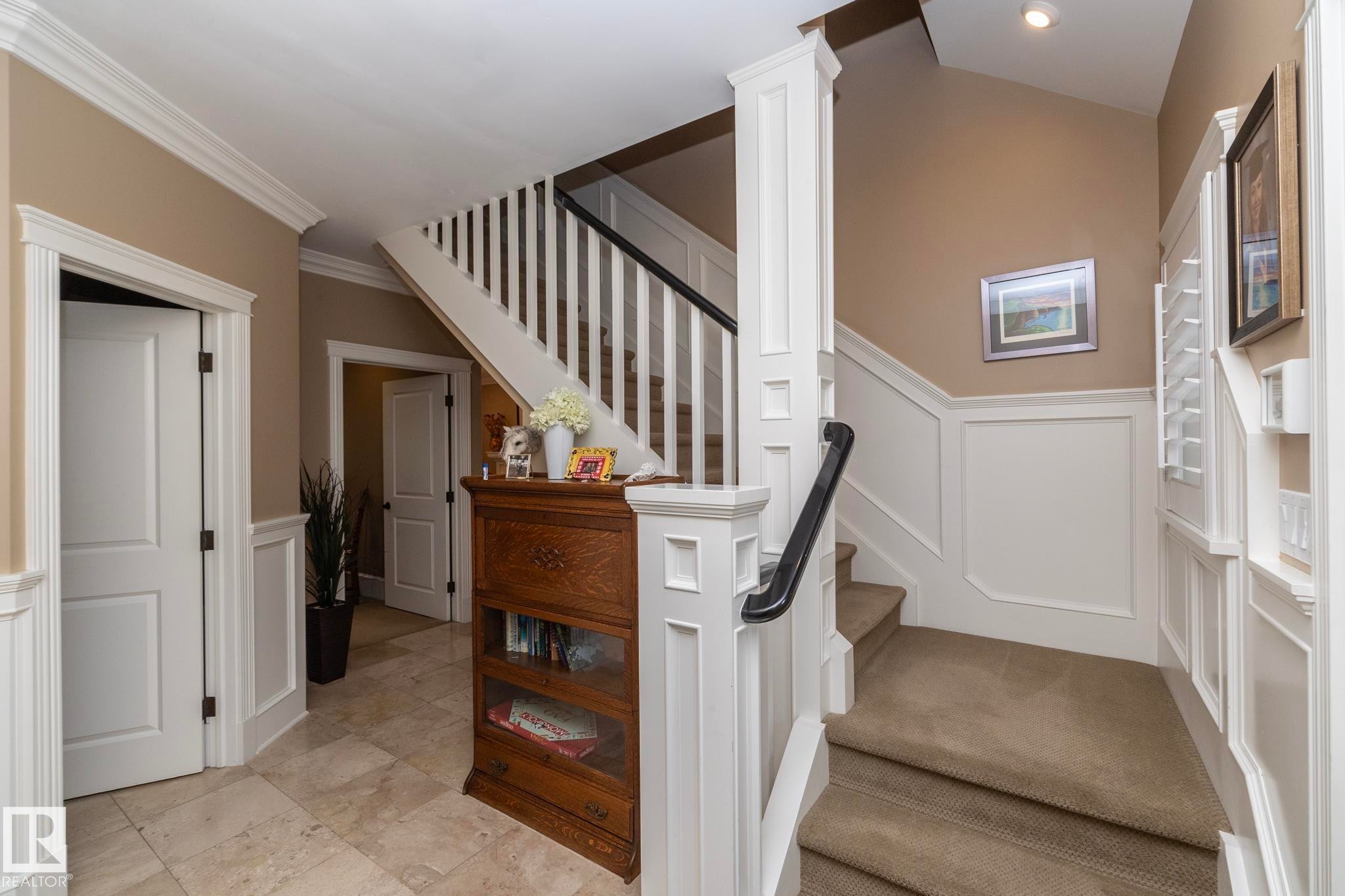 63 Fairway Drive, Edmonton, AB - Indoor Photo Showing Other Room