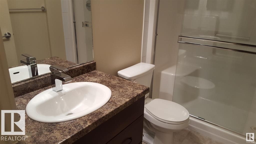 437 6076 Schonsee Way, Edmonton, AB - Indoor Photo Showing Bathroom