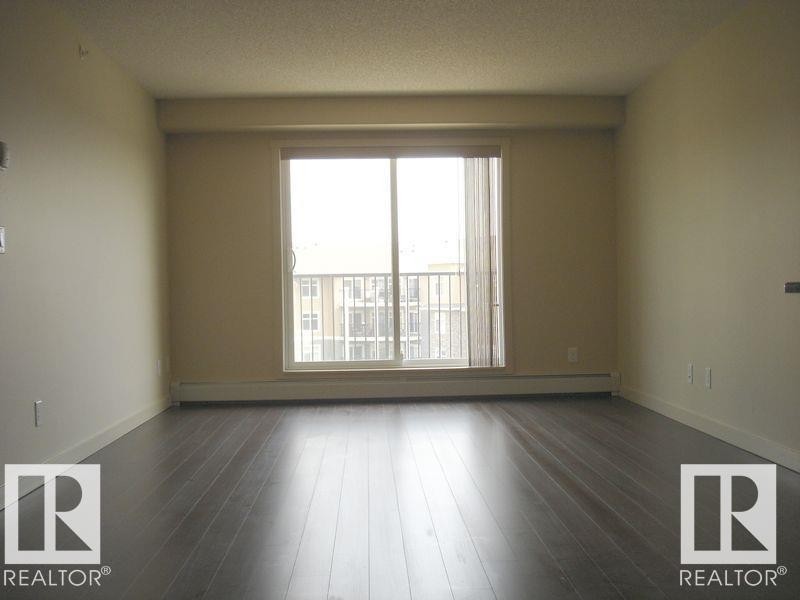 437 6076 Schonsee Way, Edmonton, AB - Indoor Photo Showing Other Room
